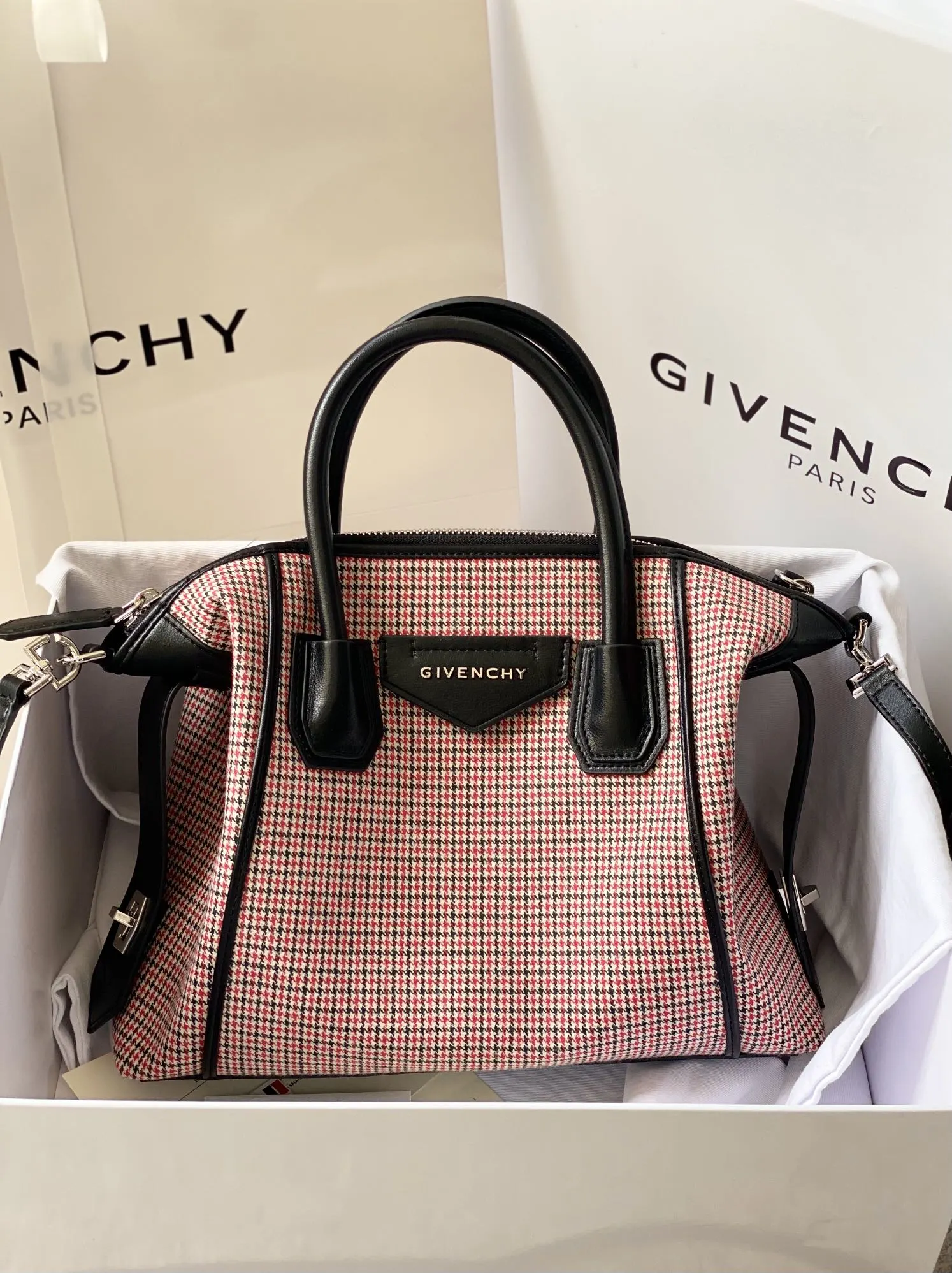 Givenchy Bag — 6db76532