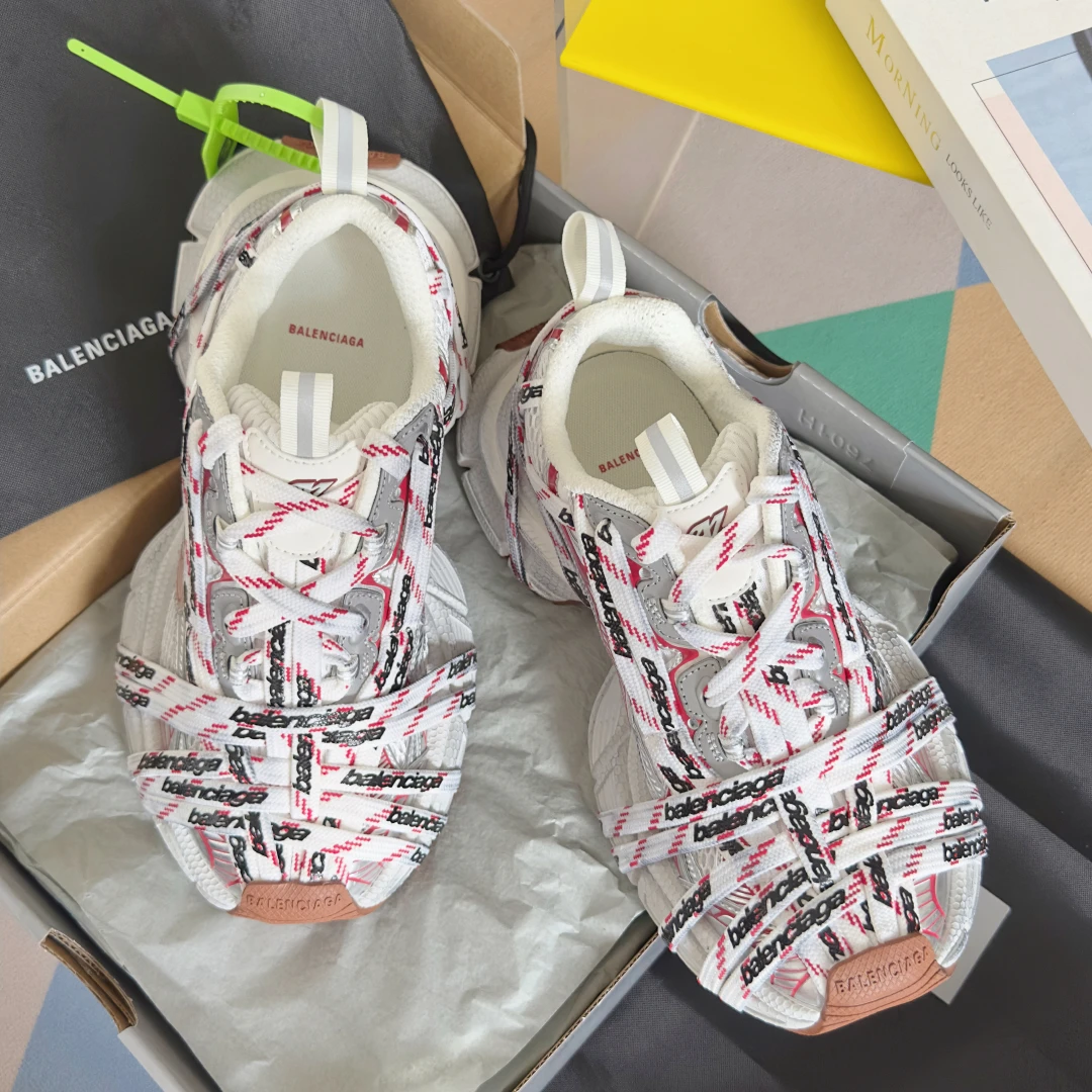 Balenciaga Sneakers — 4adb1752