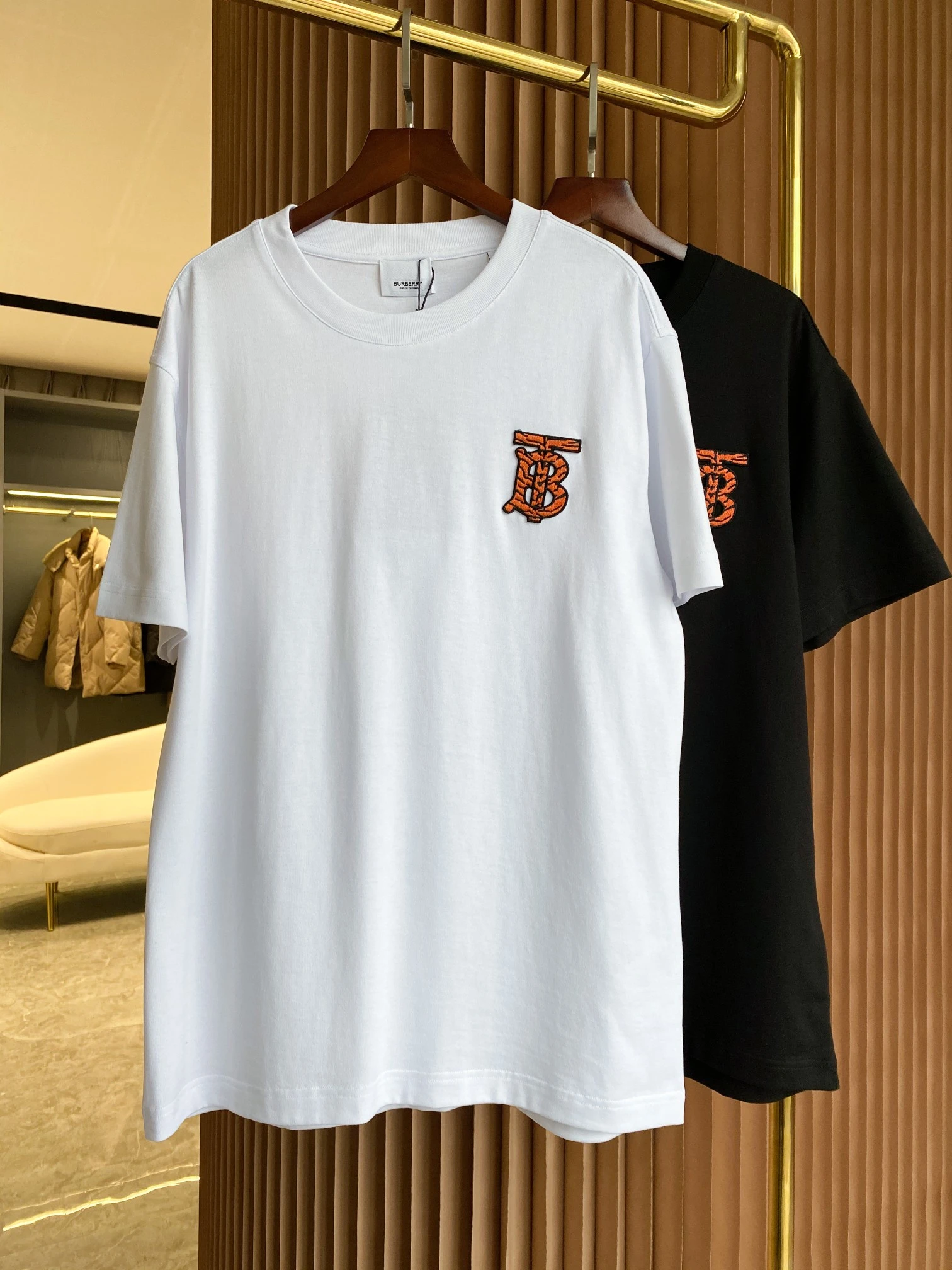 Burberry T-Shirt — 2ac08bf2