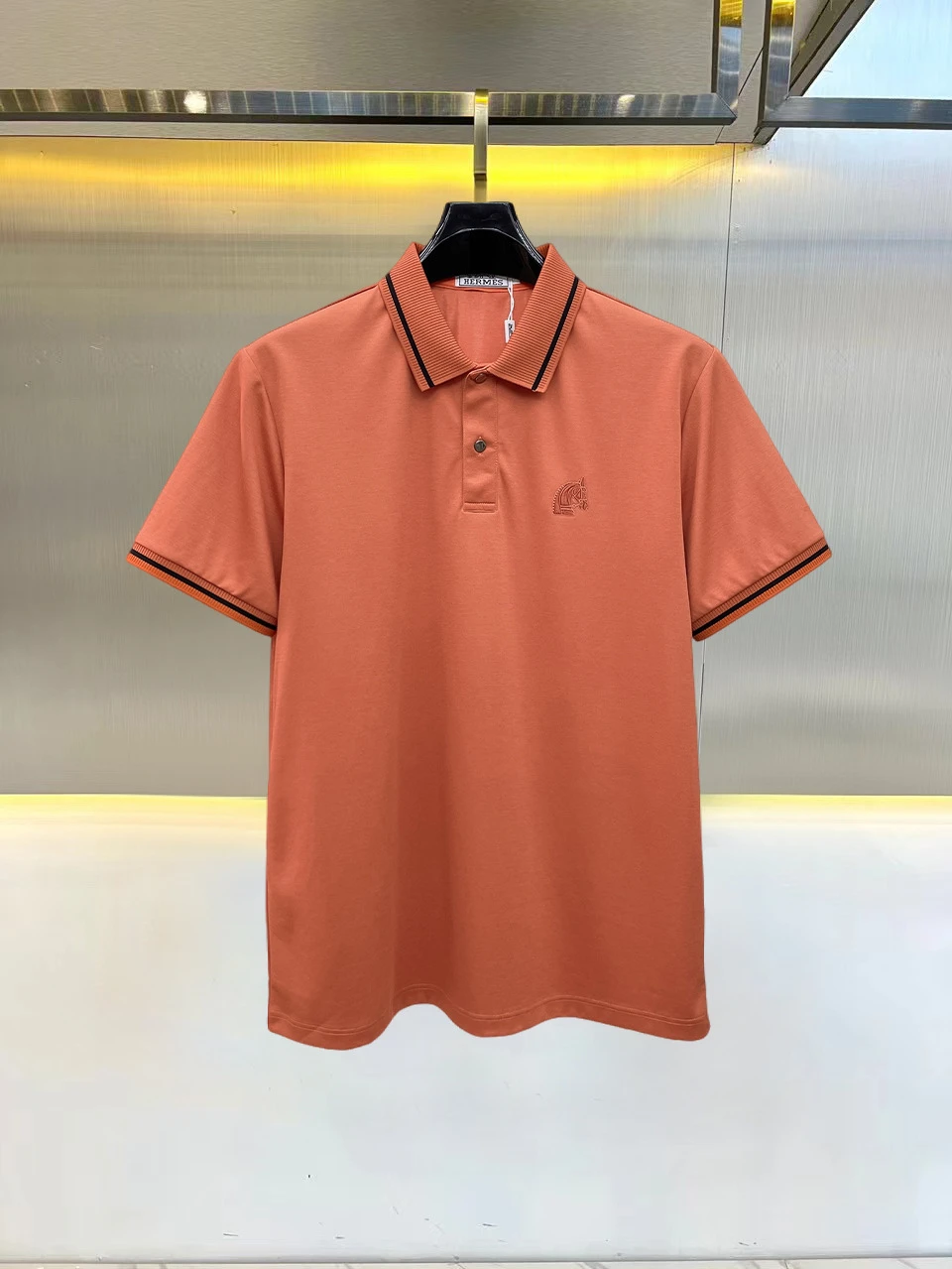Hermès T-Shirt — dee1a3f6