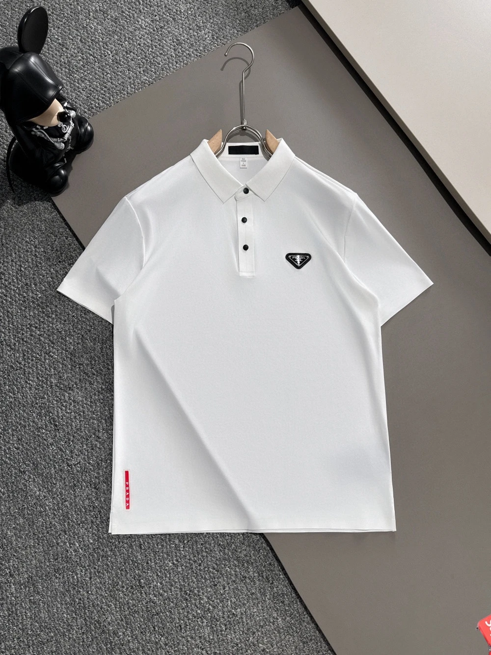 Prada T-Shirt — 88639bcb