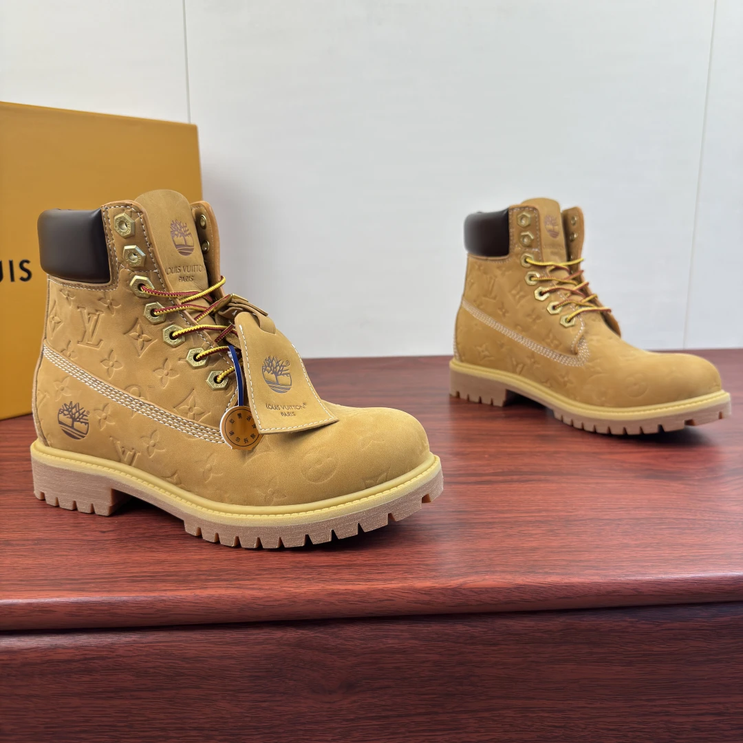 Louis Vuitton Boots — 8fd3619f