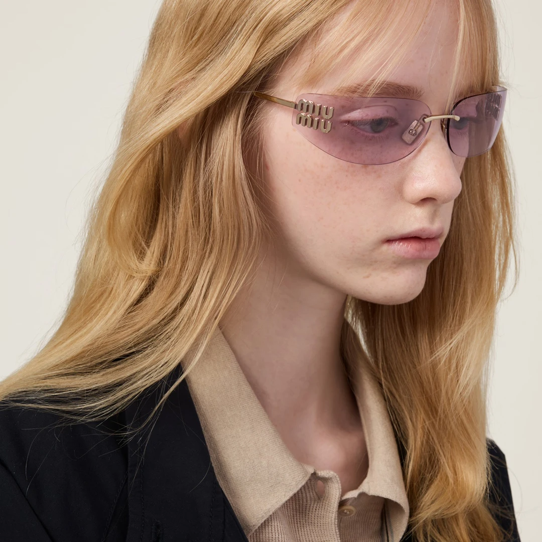 Miu Miu Eyewear — bcfcec33