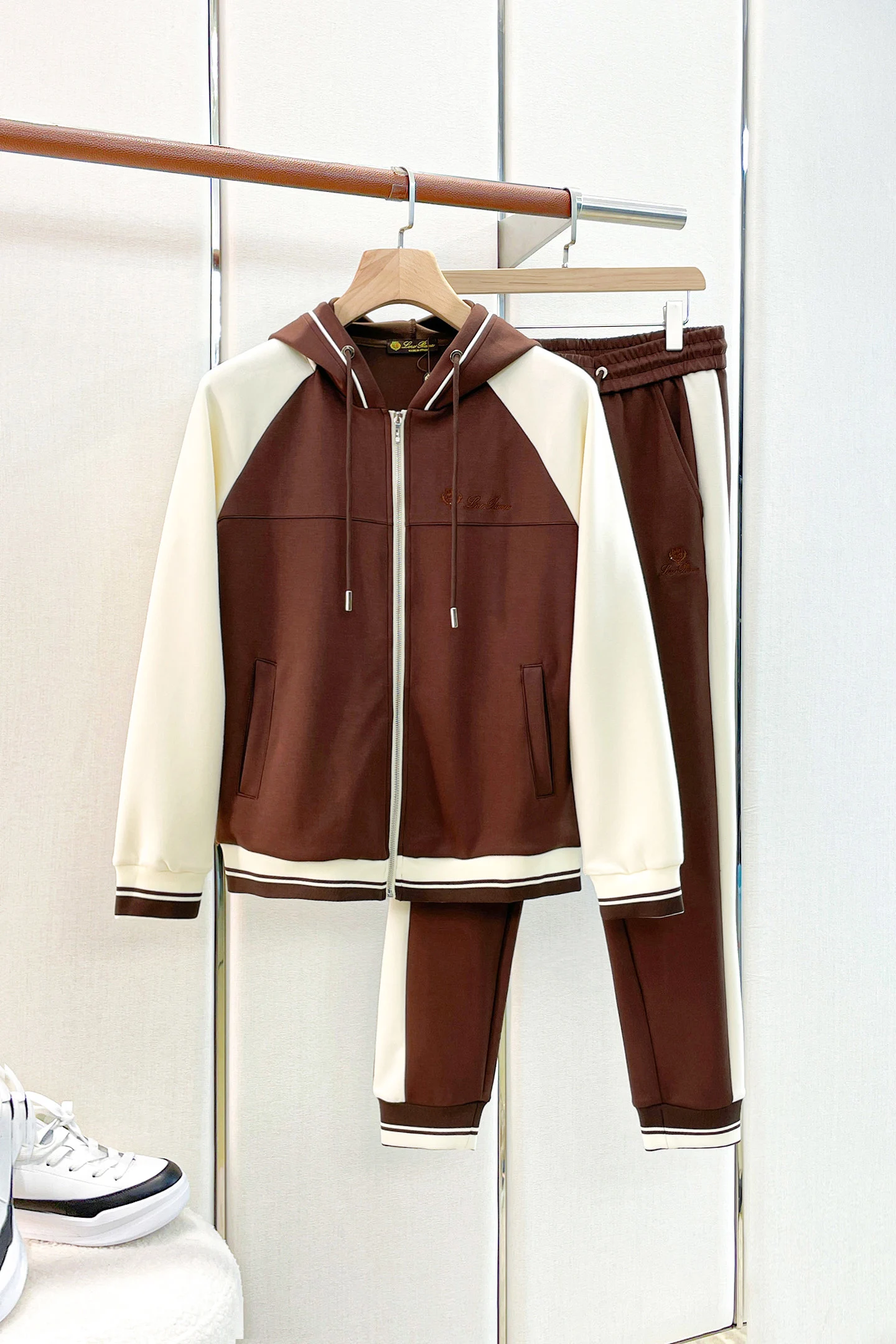 Loro Piana Clothing — 21c4f8aa