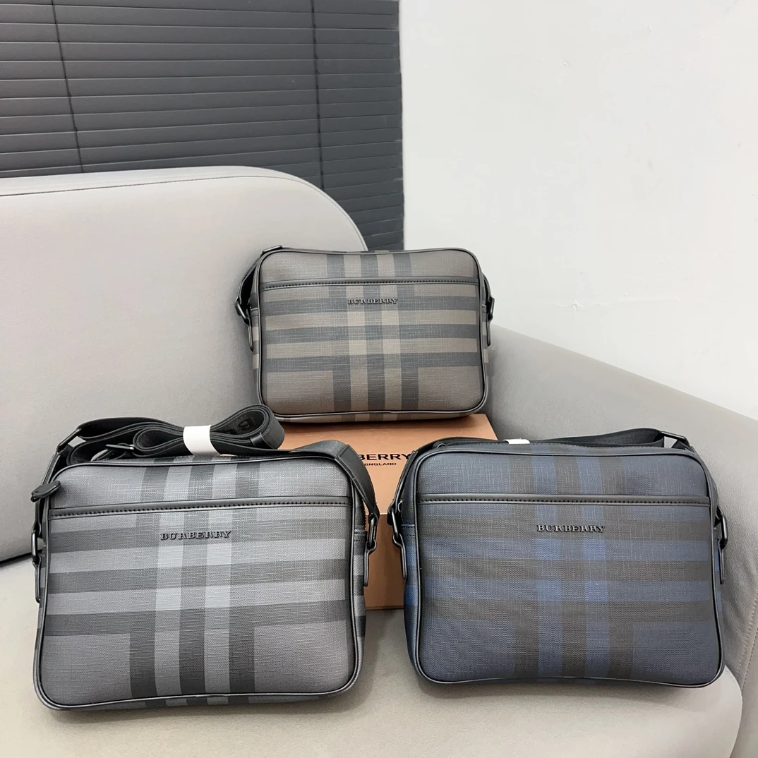 Burberry Bag — 697808a5
