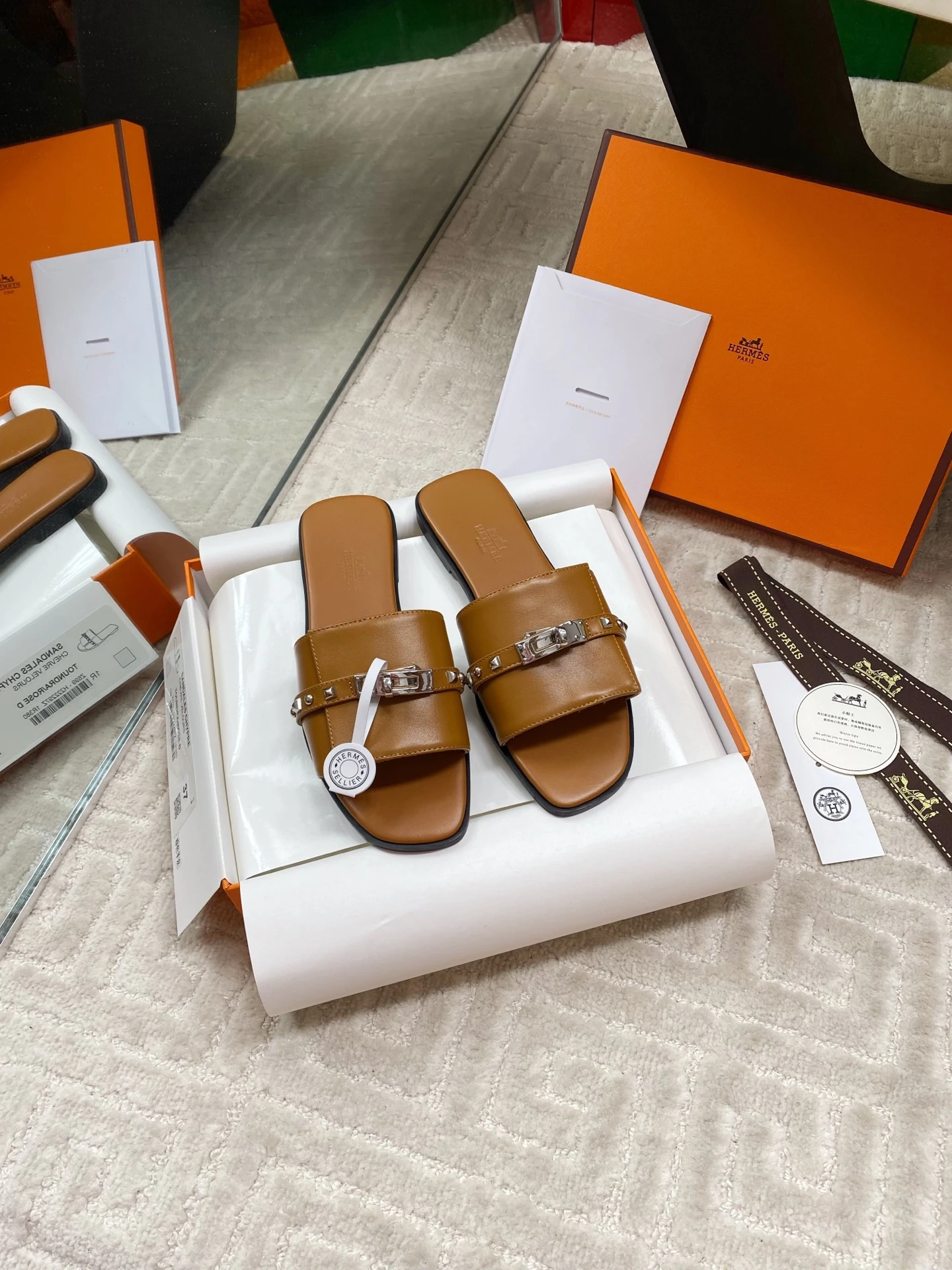 Hermès Slippers — 1e390a60