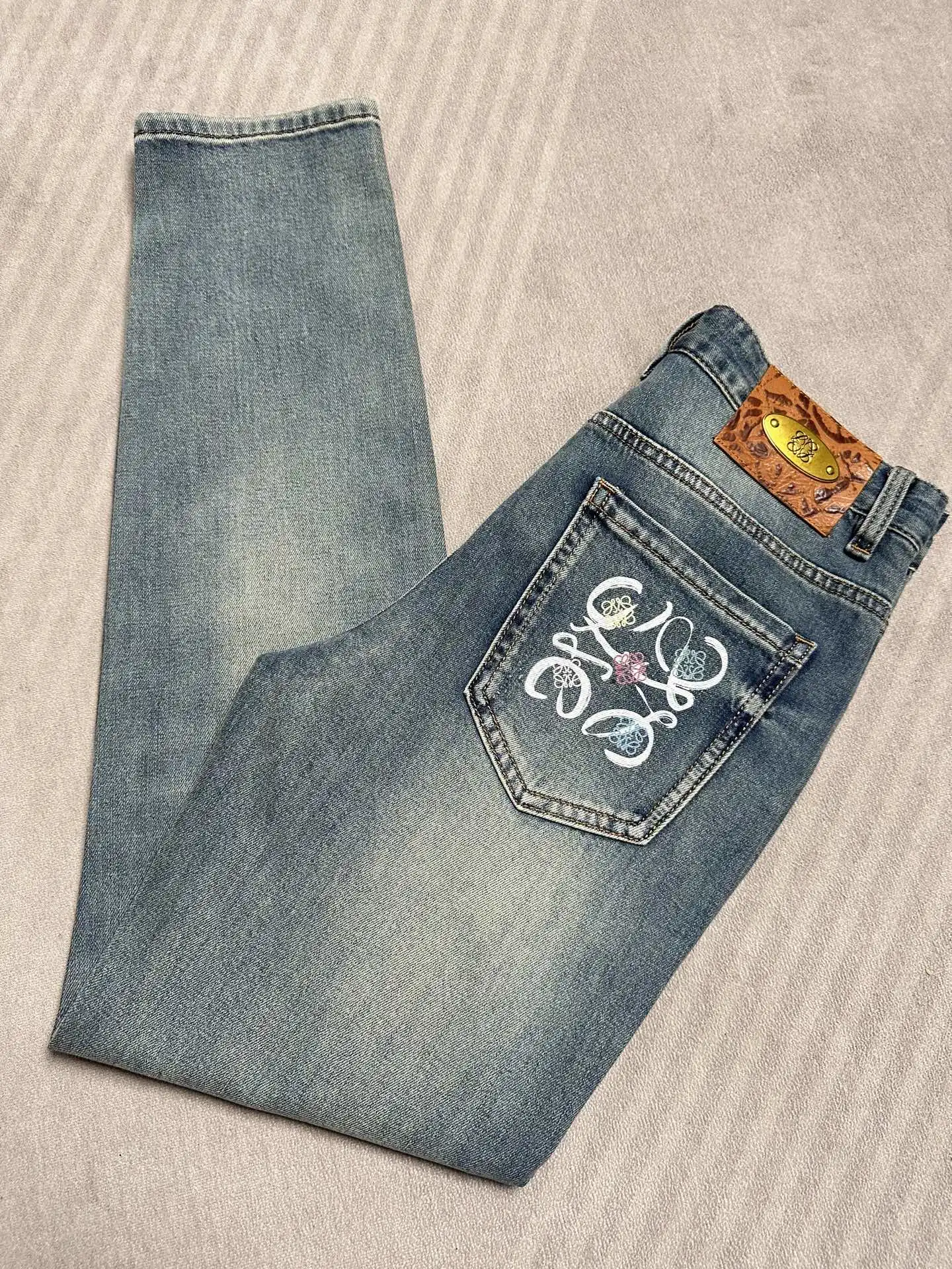 Loewe Jeans — 8072cb5d