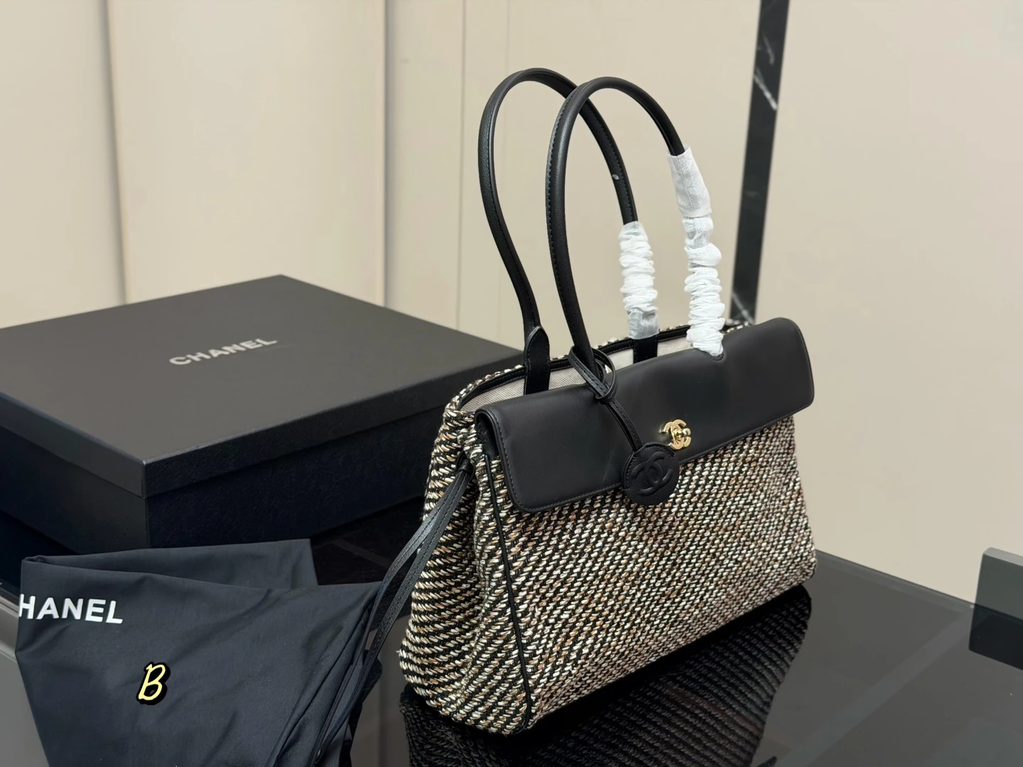 Chanel Bag — 1e3171db