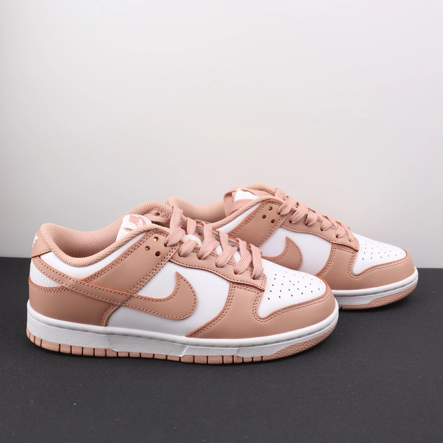 Nike Shoes — 8169b393
