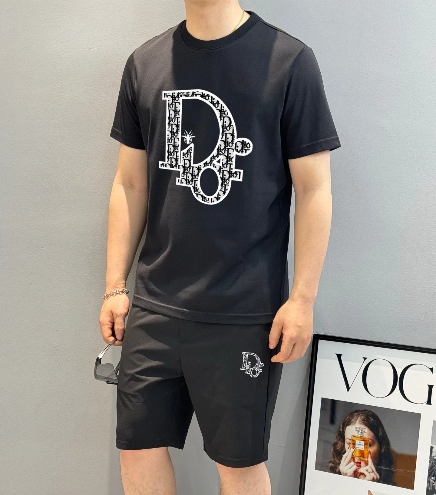 Dior T-Shirt — 91725608