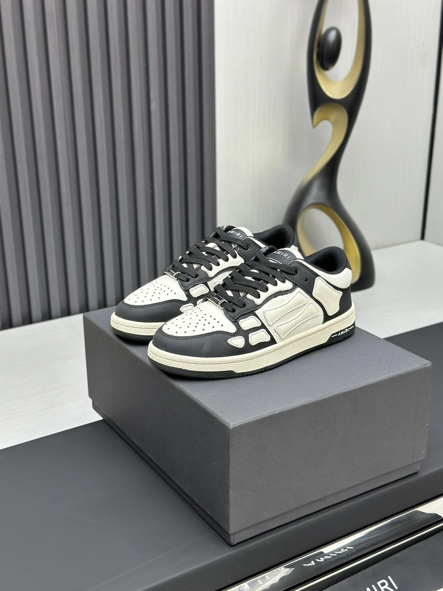 Amiri Sneakers — 6c3f1a95
