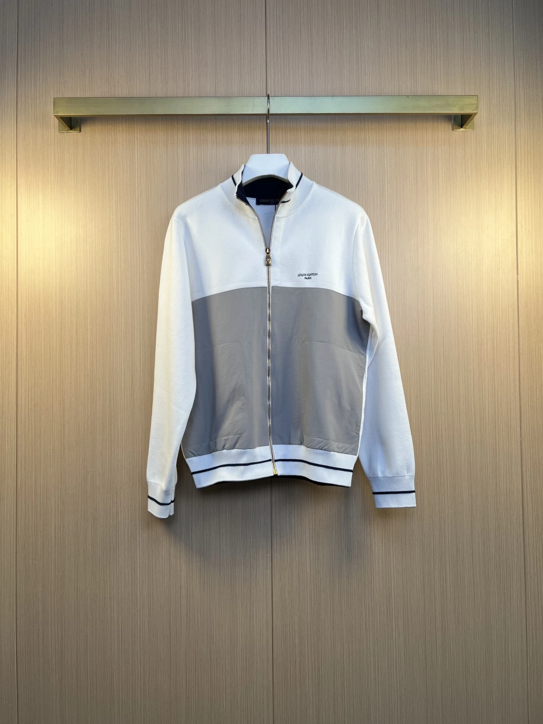 Jackets — 946d7e28