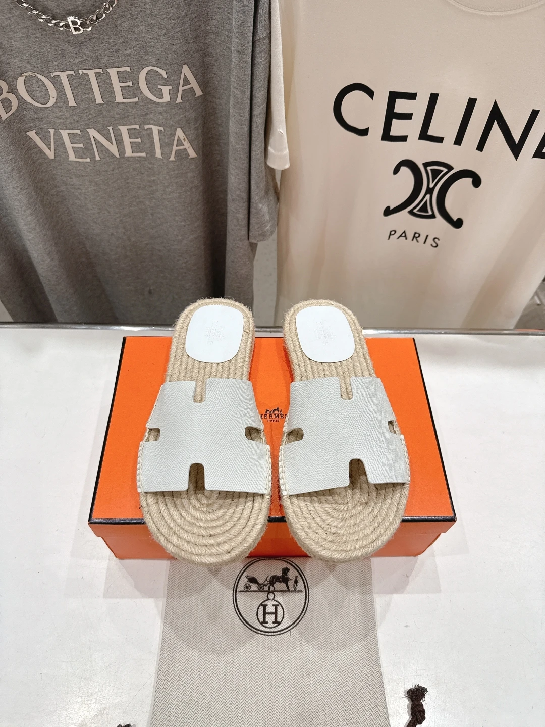 Hermès Slippers — 9c9bd07f