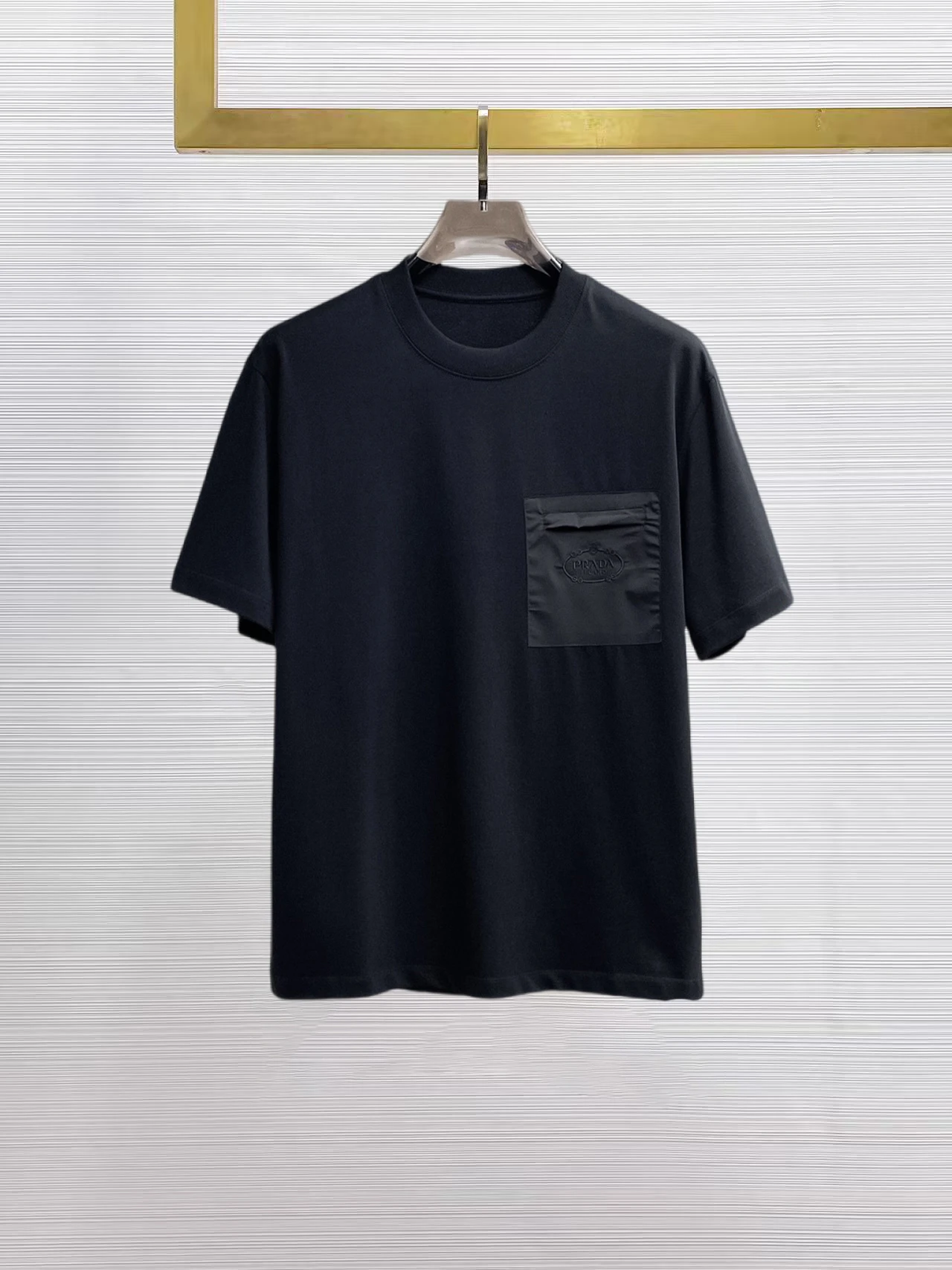 Prada T-Shirt — a11cf10d