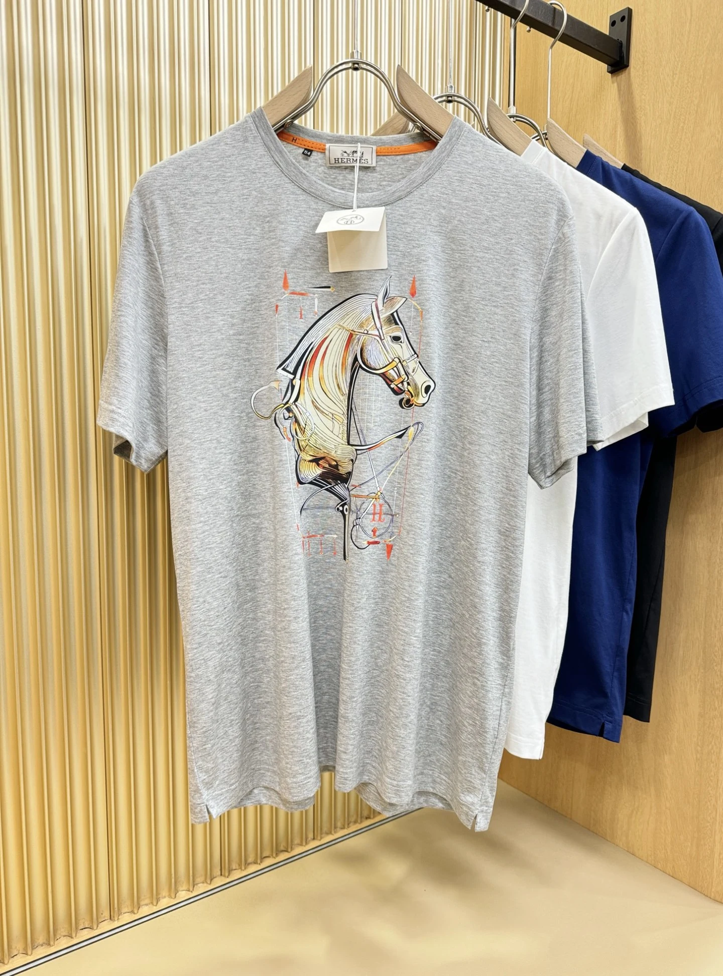 Hermès T-Shirt — 393ae0ab