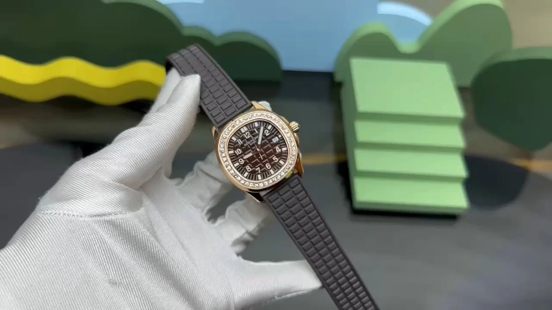 Patek Philippe Watch — 59f23191