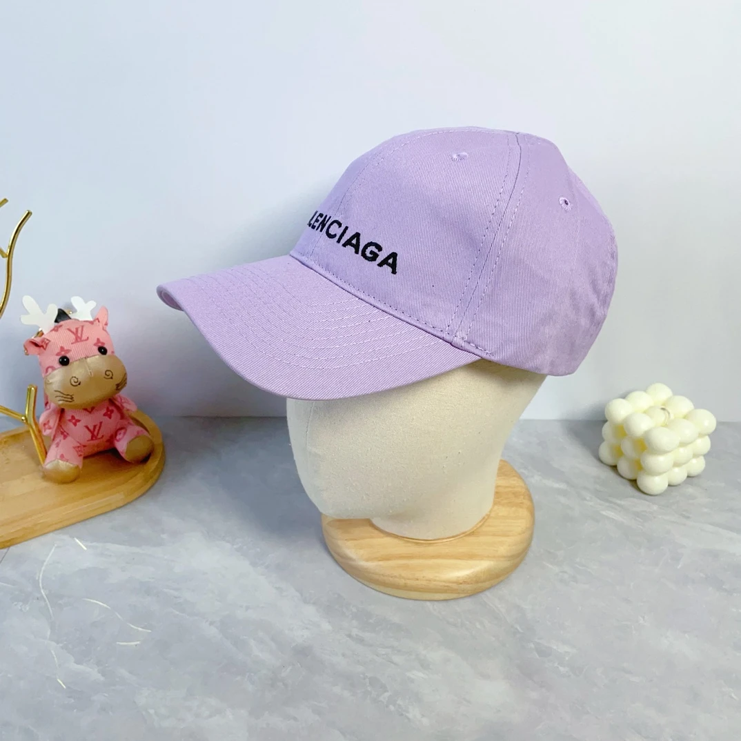 Balenciaga Hat — 9885f1ea
