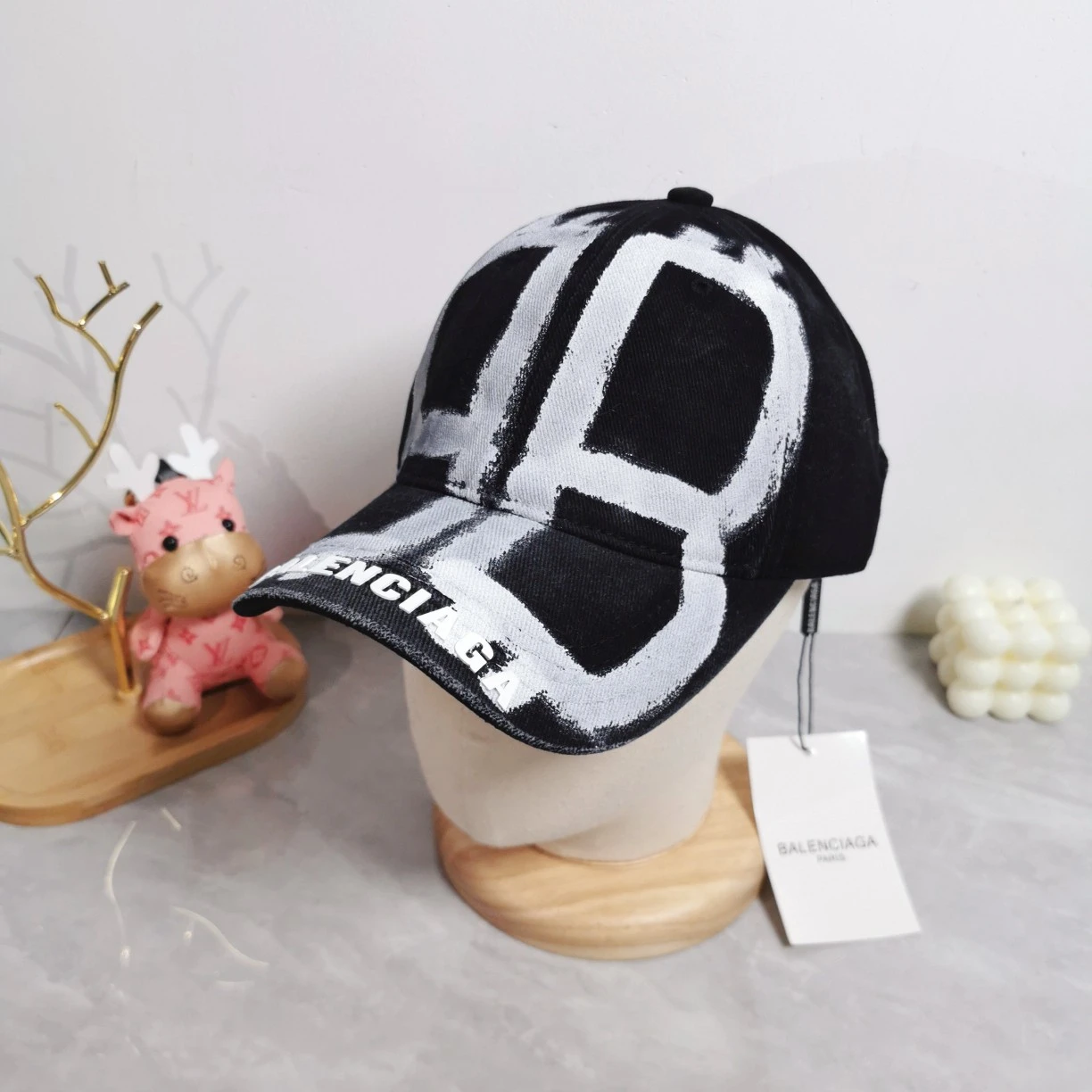 Balenciaga Hat — da0b1c5e