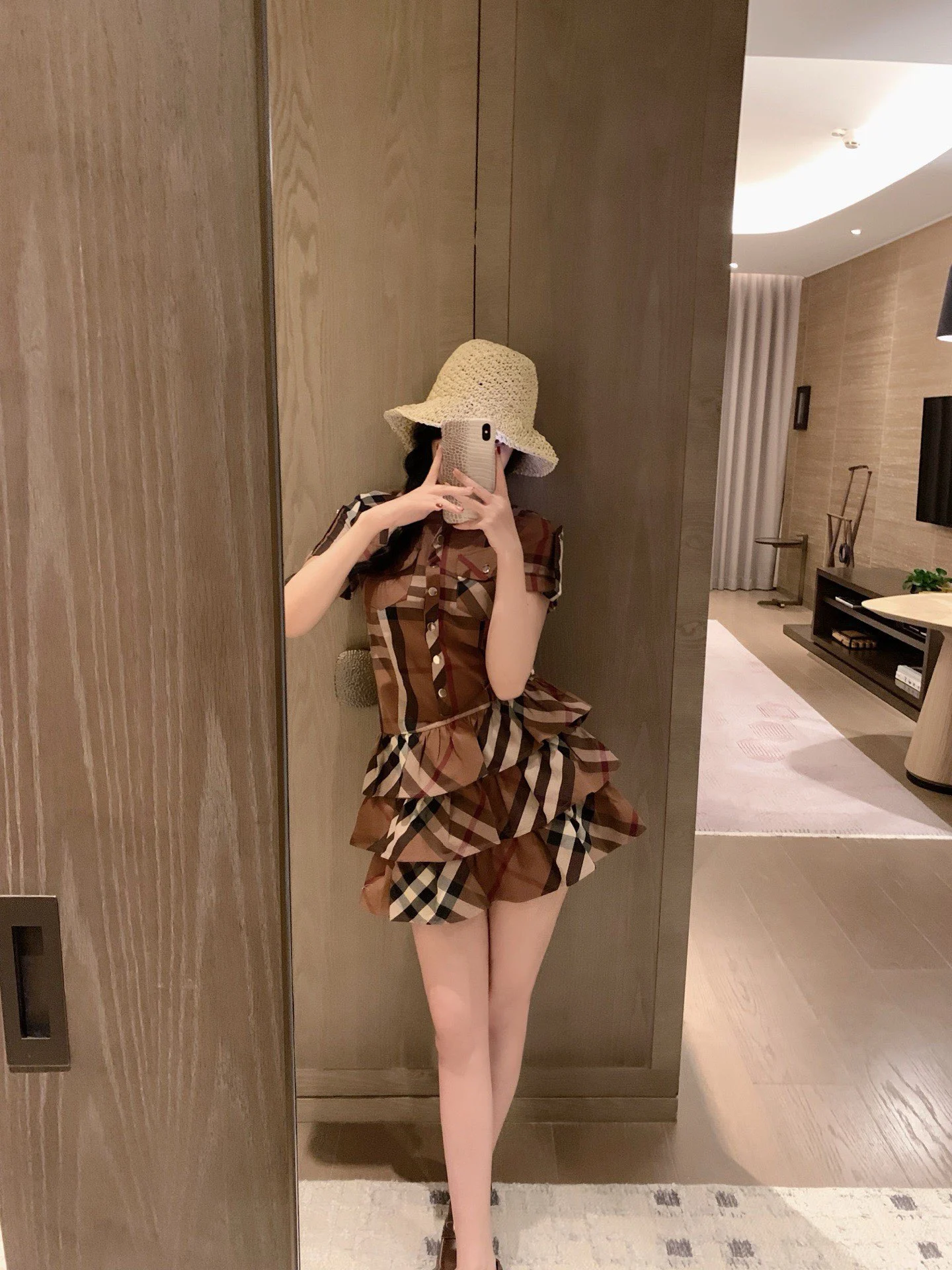 Dresses — 6198d7ac