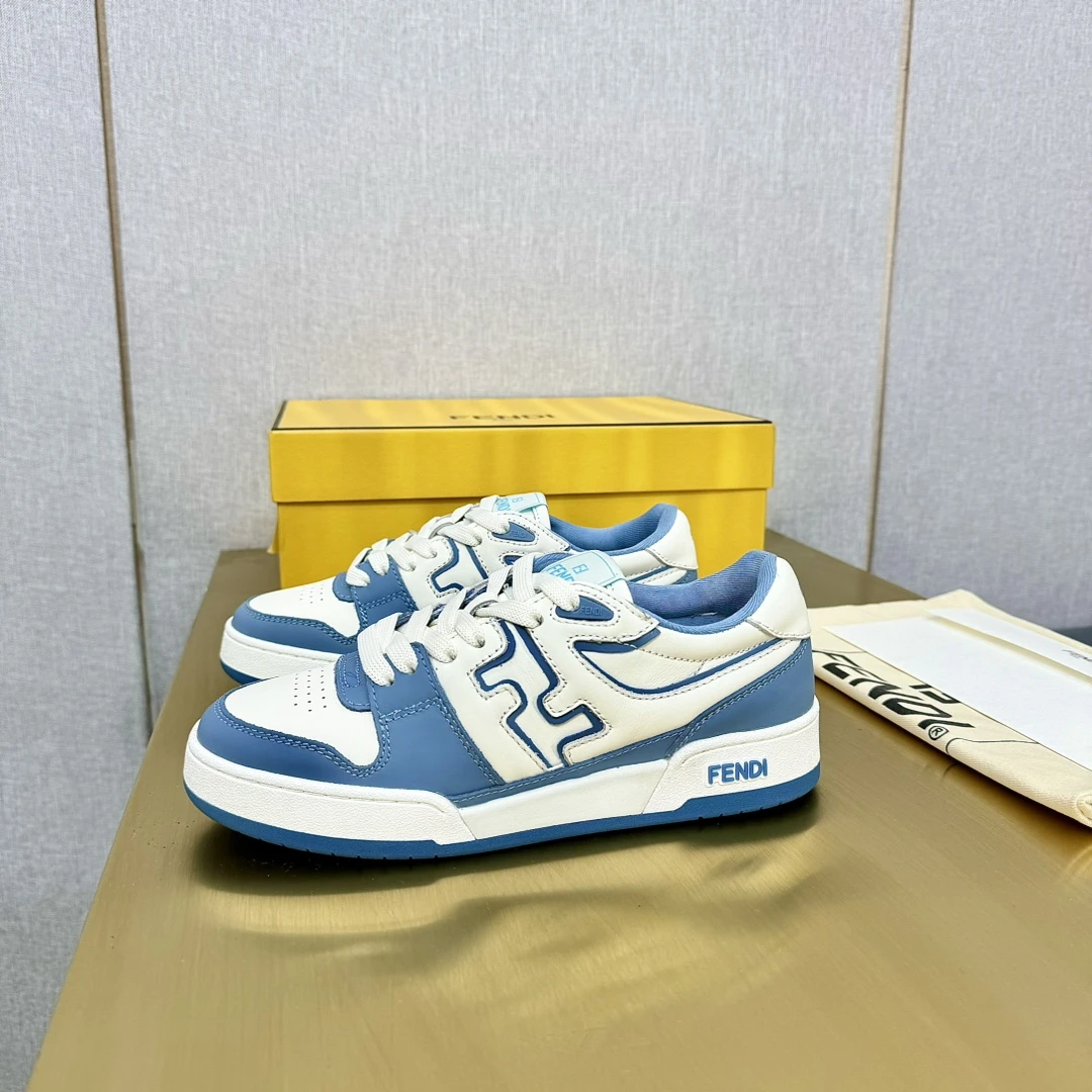 Fendi Sneakers — 3c75b708