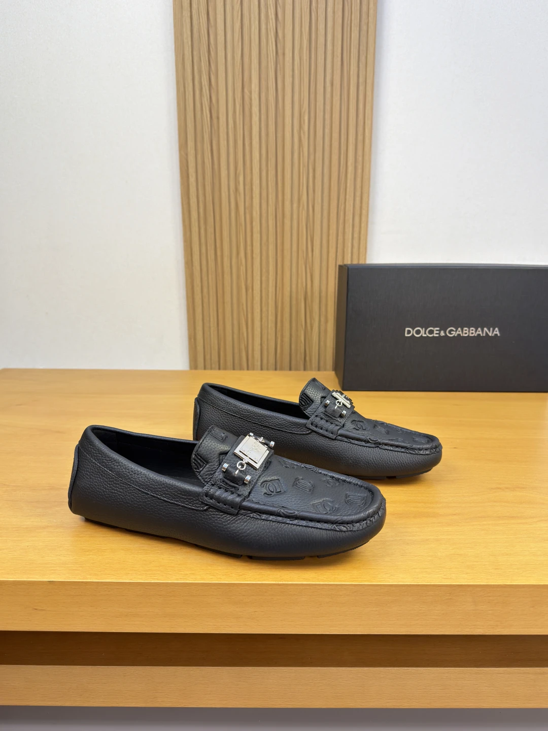 Dolce & Gabbana Shoes — 116ac8b5