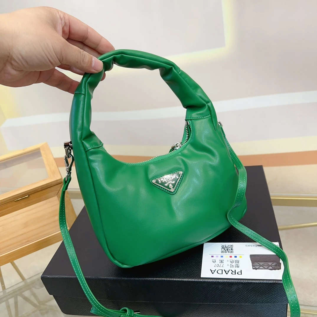 Prada Bag — ac521a51