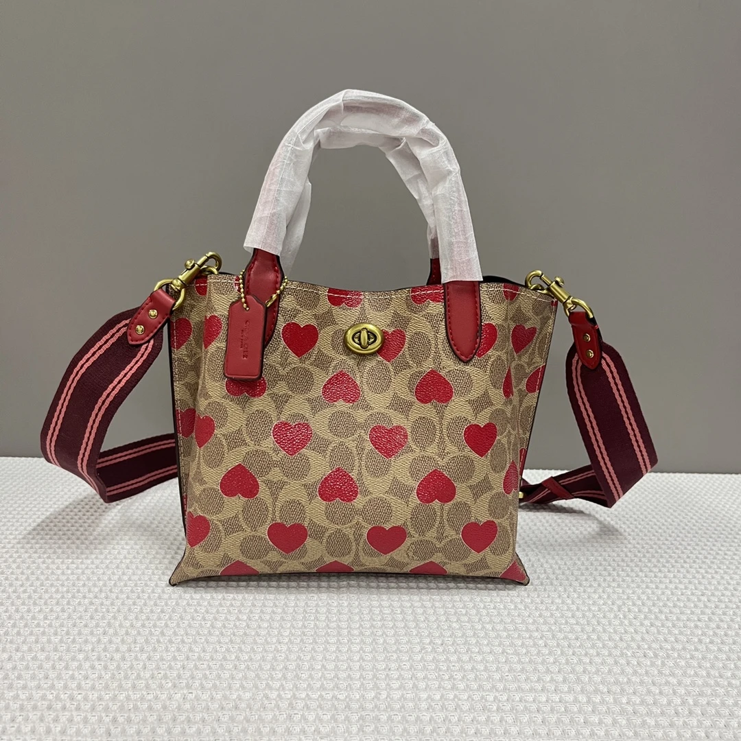 Coach Bag — 0aafb8e7