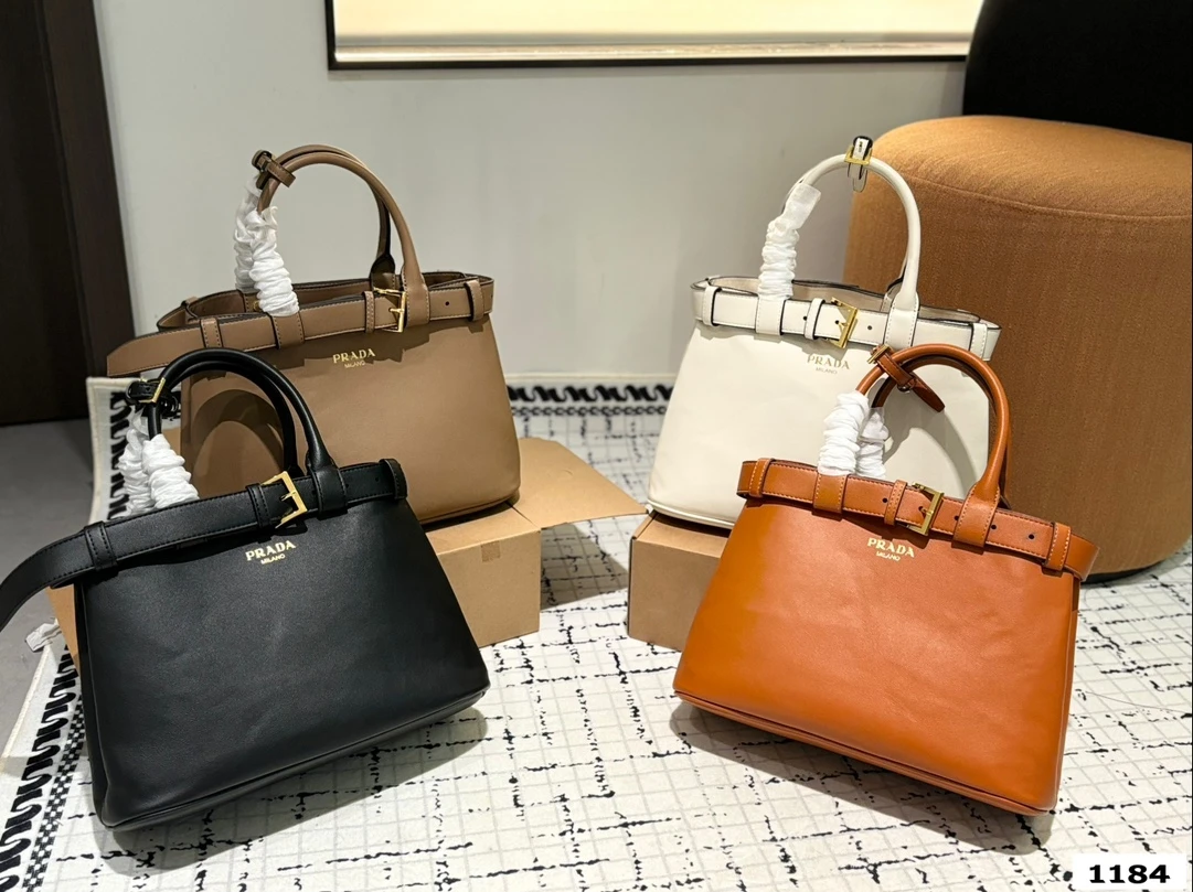 Prada Bag — 8055a9c4