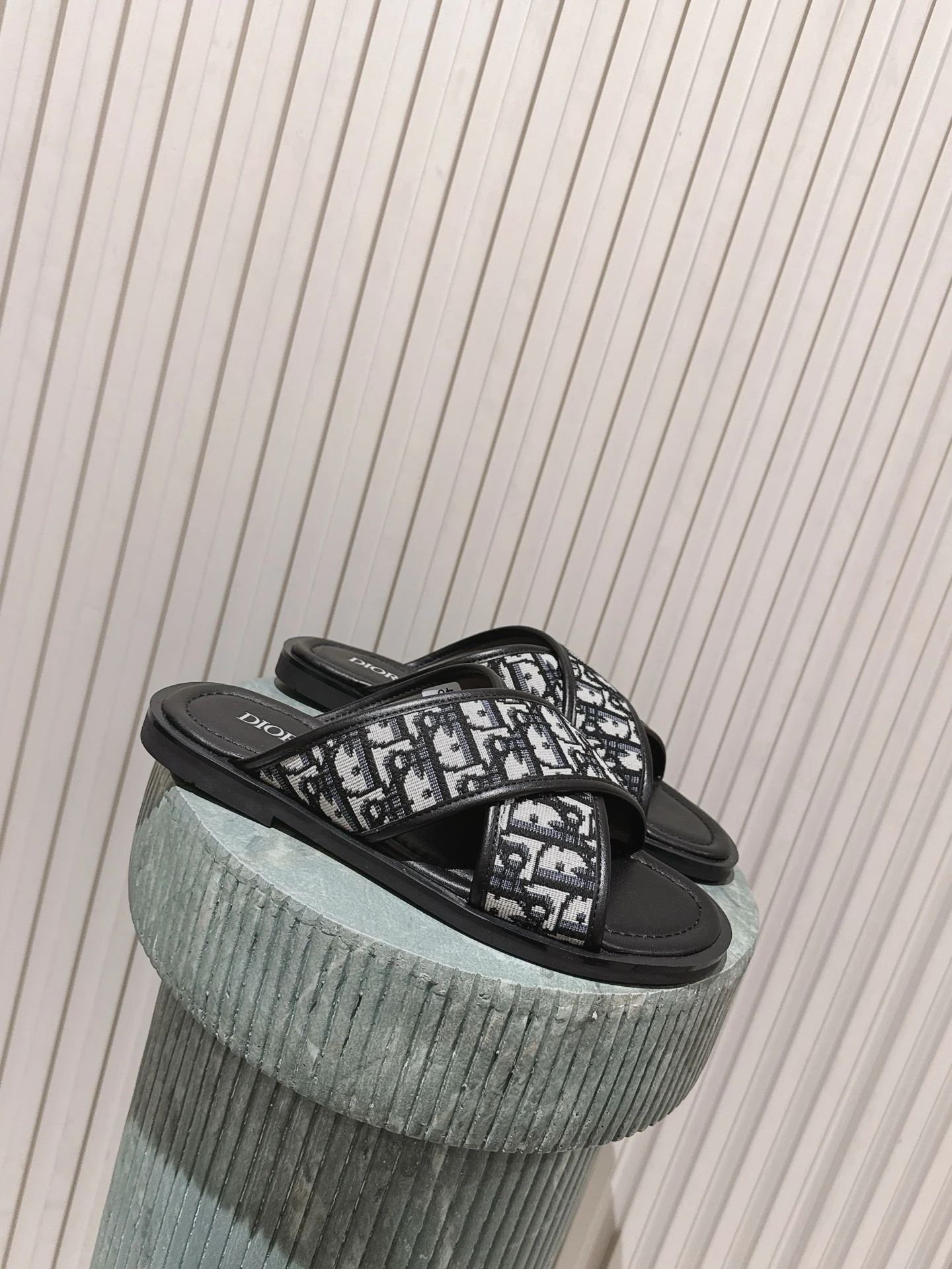 Dior Slides — de93b1b3