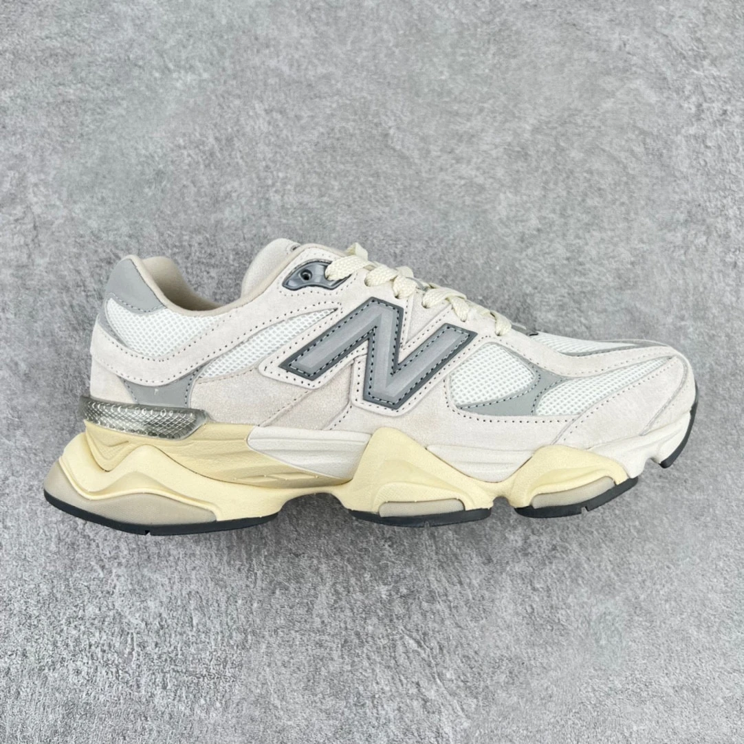 New Balance Sneakers — 68aceb39