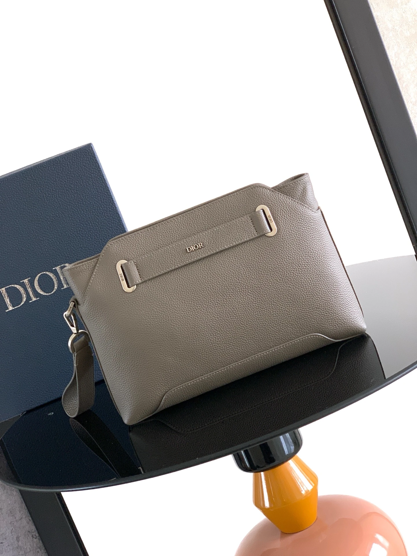 Dior Bag — 6c31f4dc