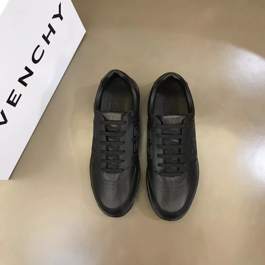 Givenchy Shoes — 47675d74