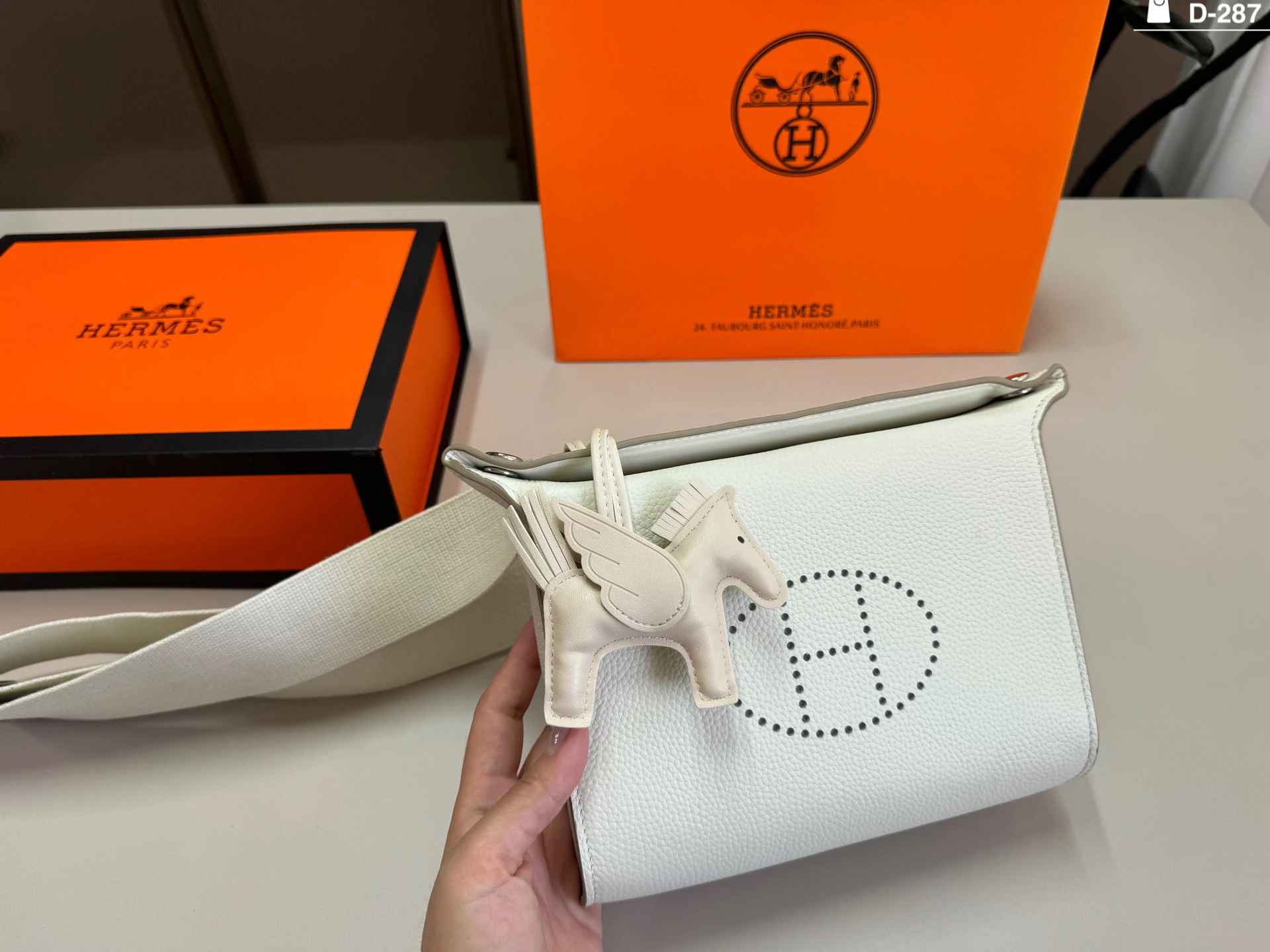 Hermès Bag — 4f273d09