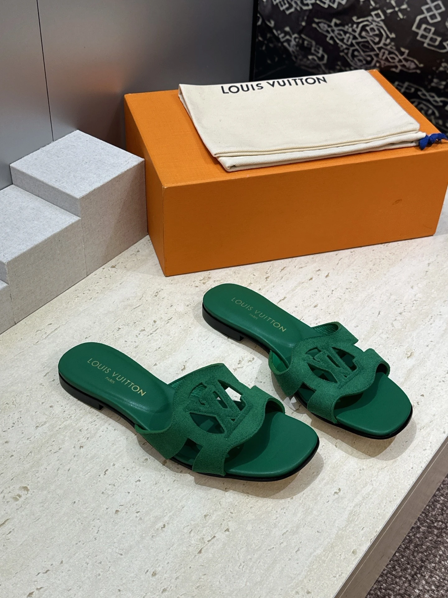 Louis Vuitton Slippers — ac1d91d2