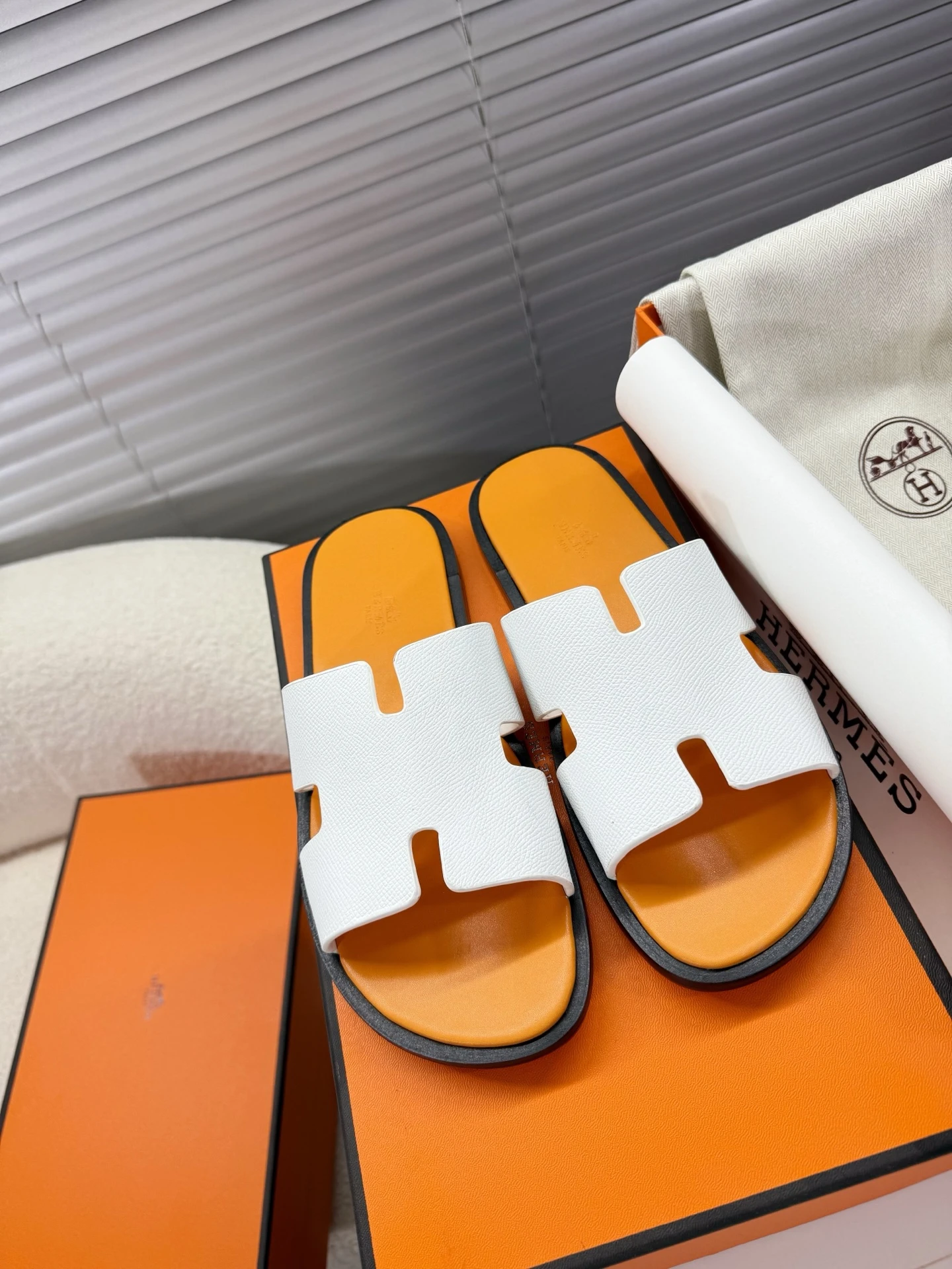 Hermès Slippers — 7849cb70
