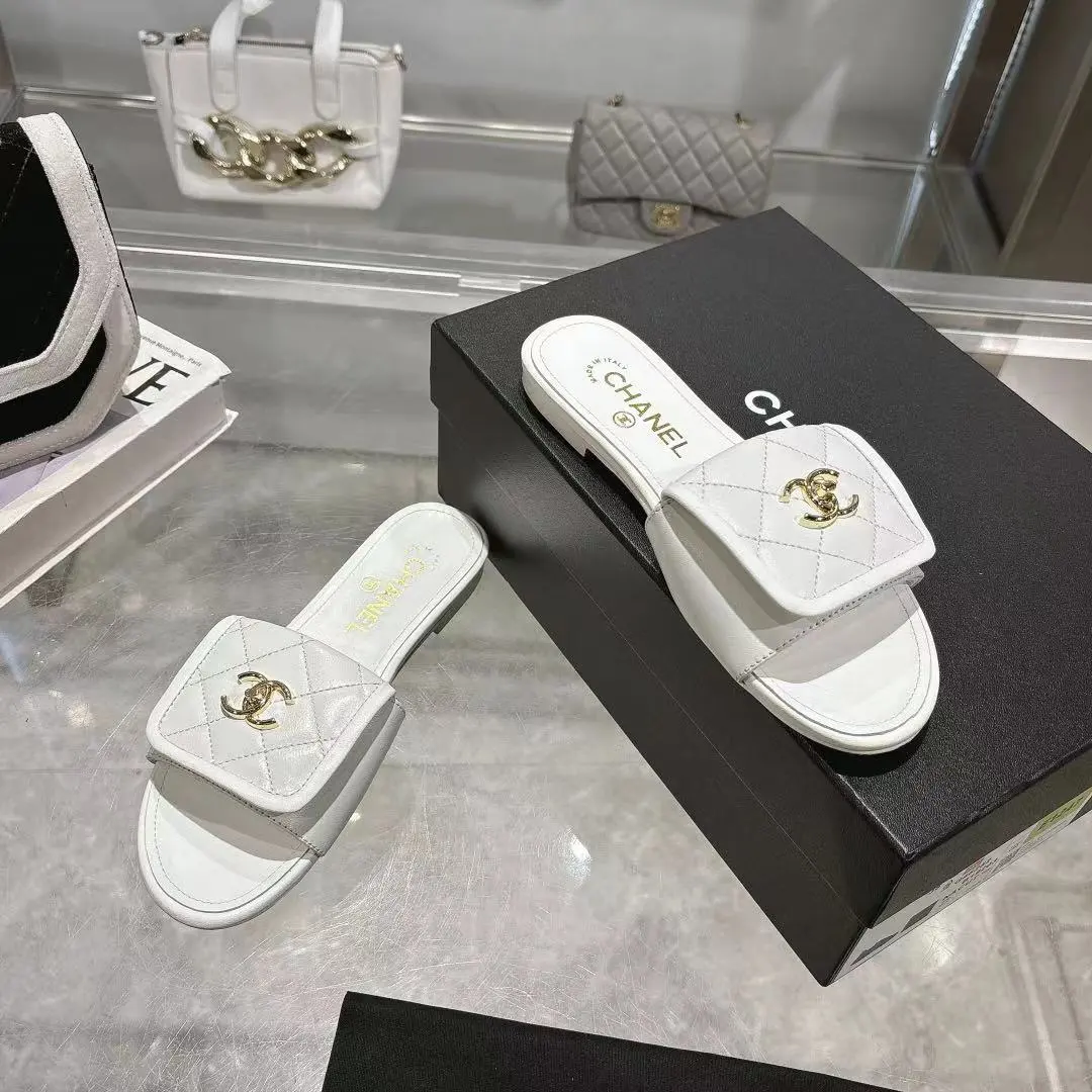 Chanel Slippers — e84580c1