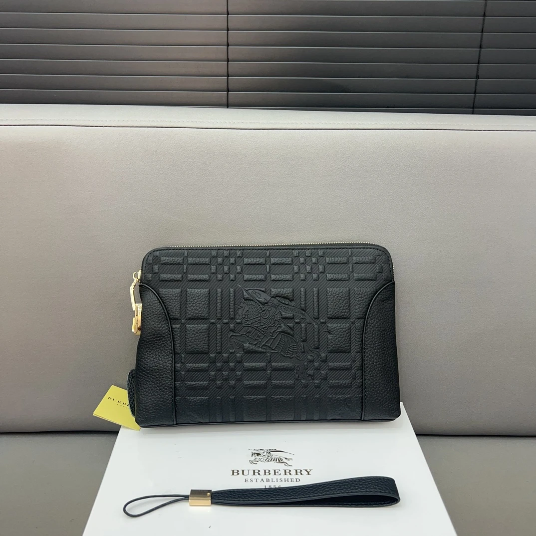 Burberry Bag — c257ddf0