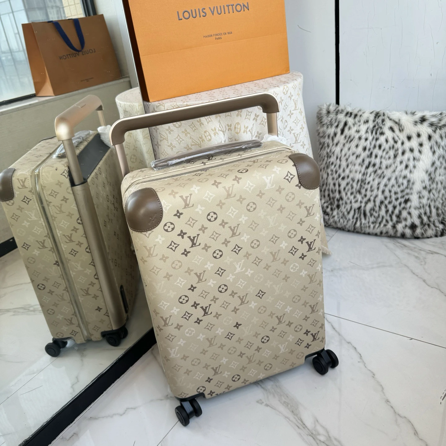 Luggage — 5036bb9d