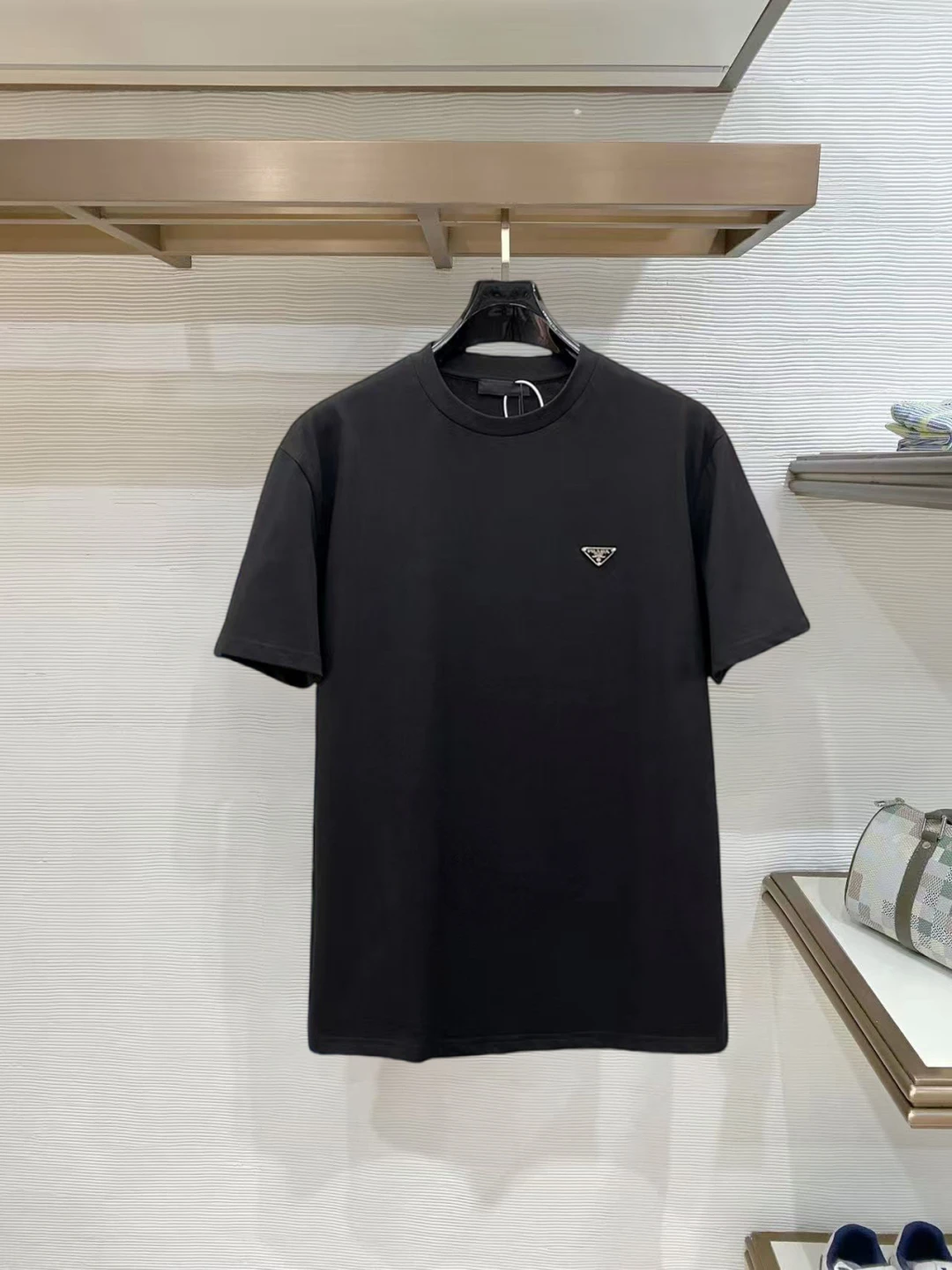 Prada T-Shirt — 53d87866