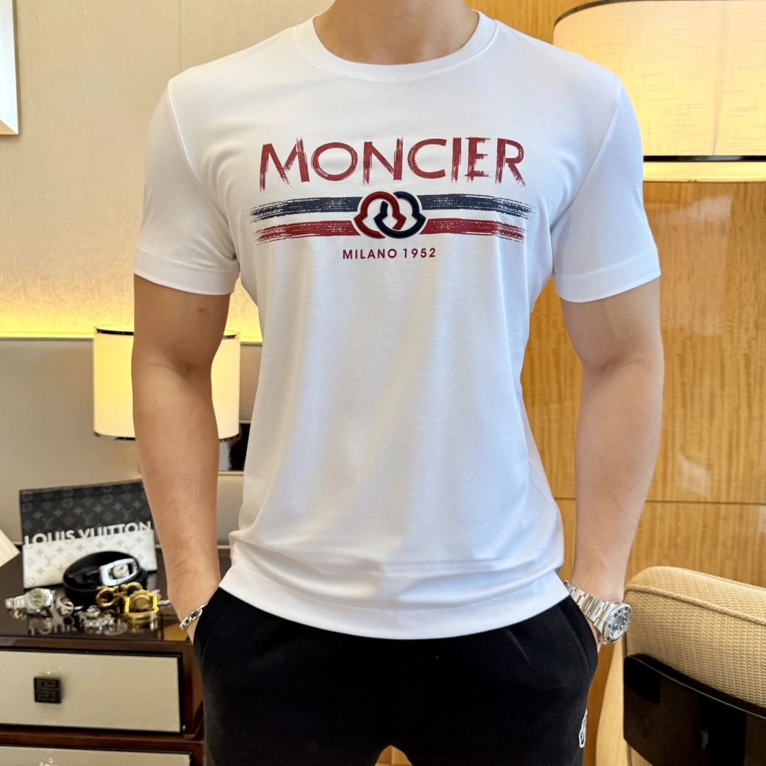 Moncler T-Shirt — 682980d5