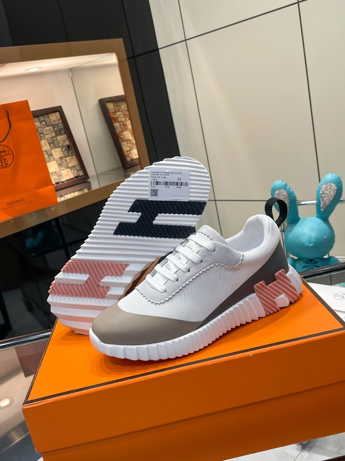 Hermès Sneakers — 587641fc