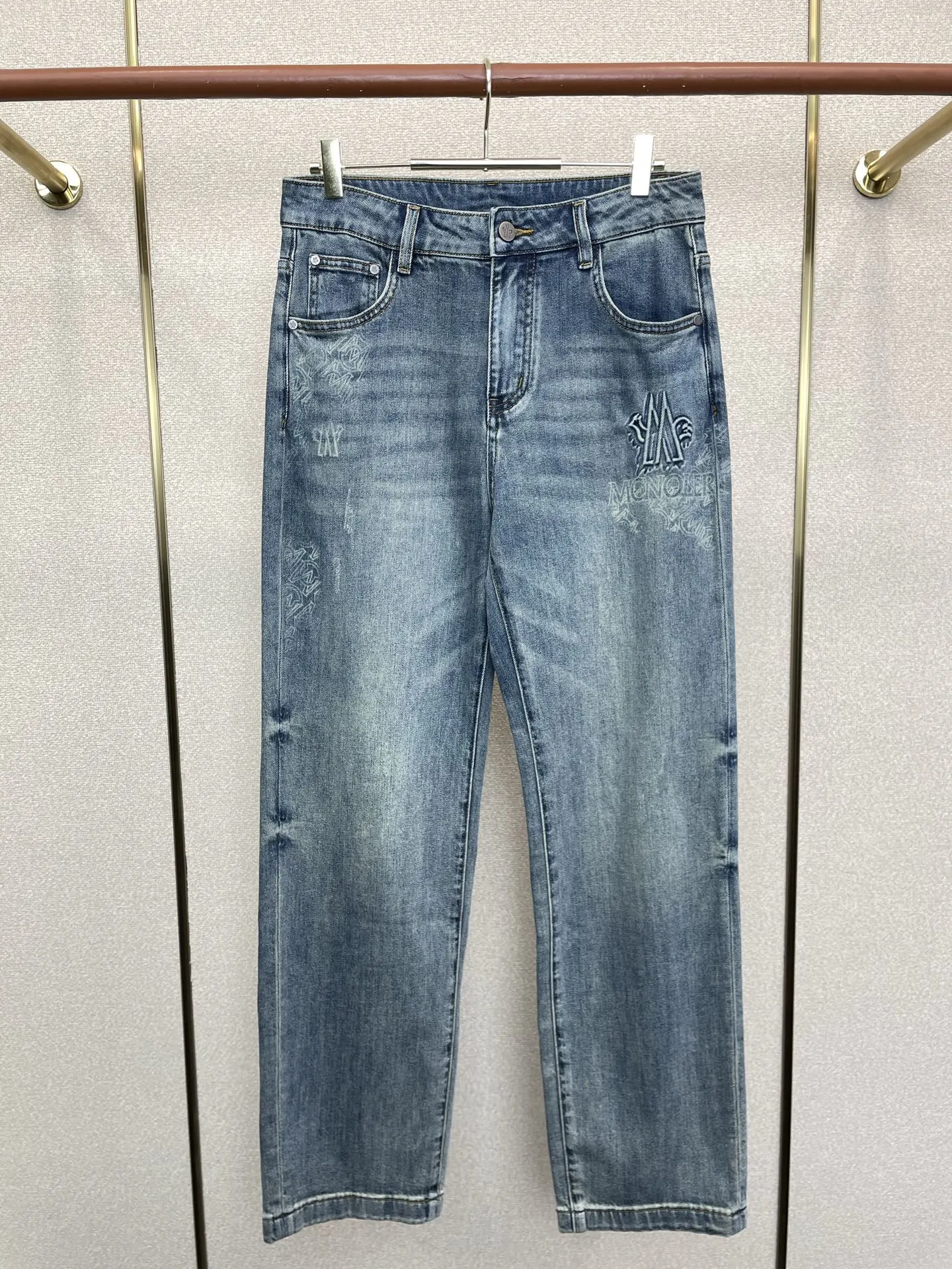 Moncler Jeans — 738b6a3e