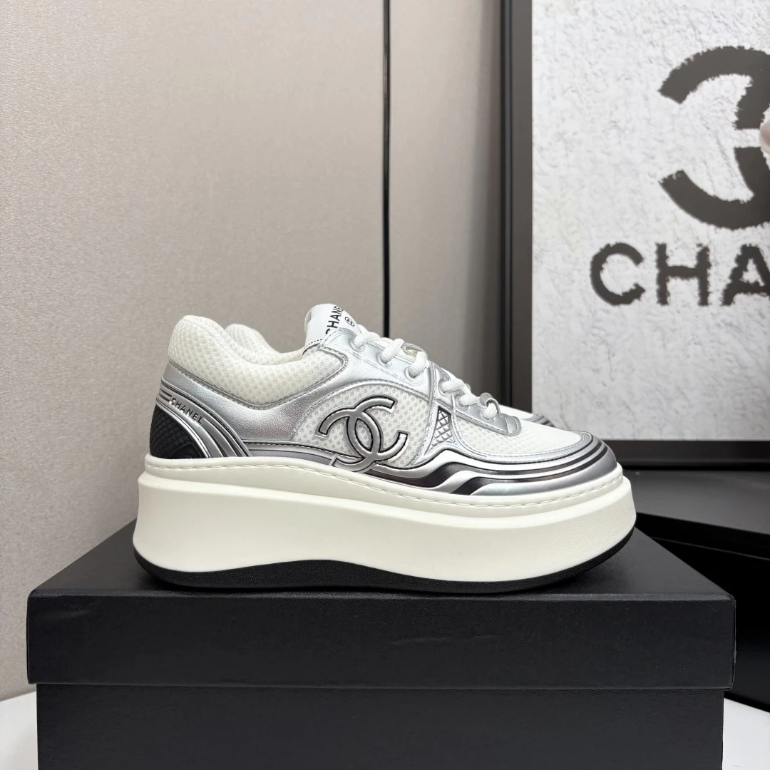 Chanel Sneakers — ebca4efb