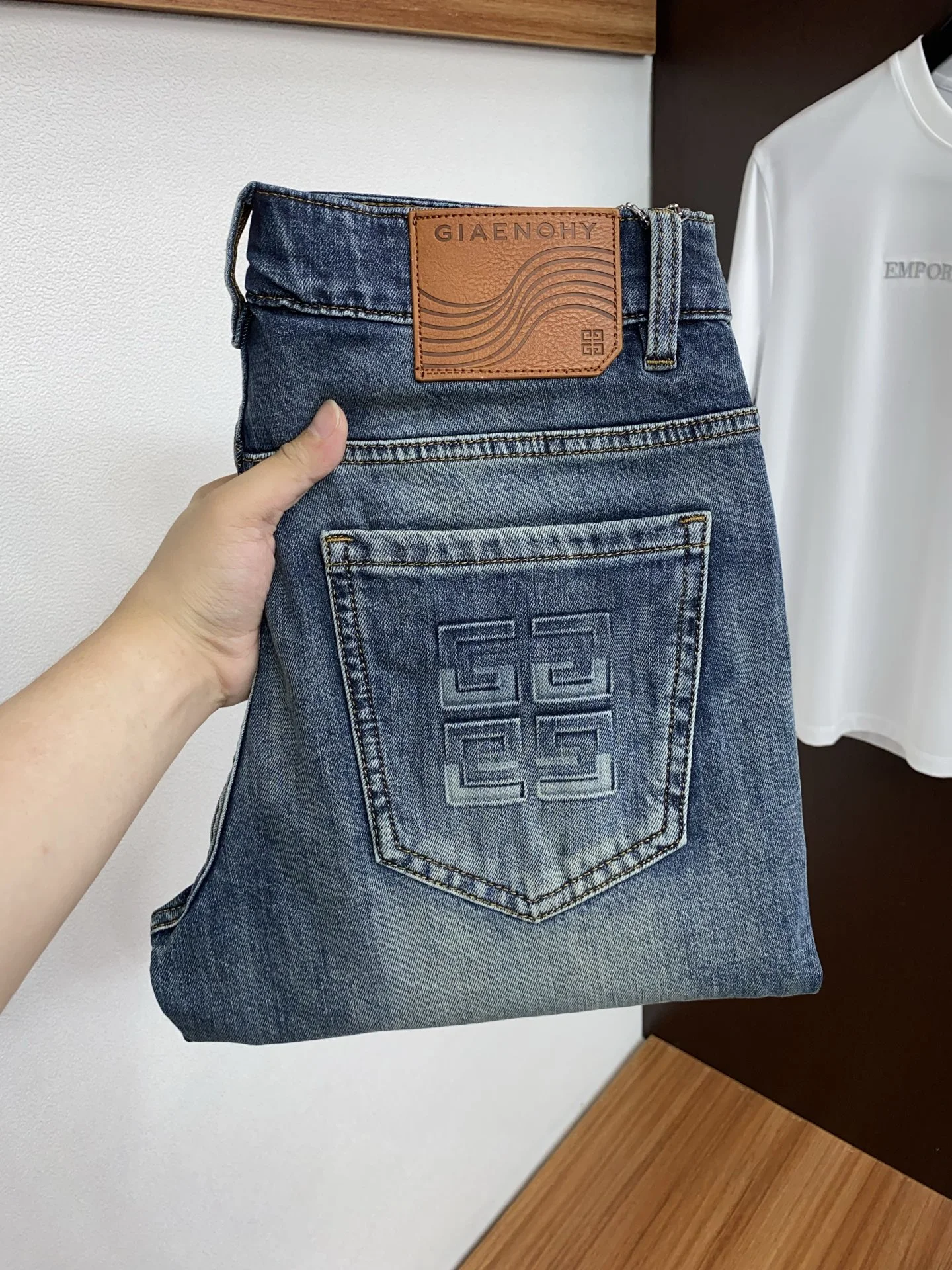 Givenchy Jeans — 7d969033