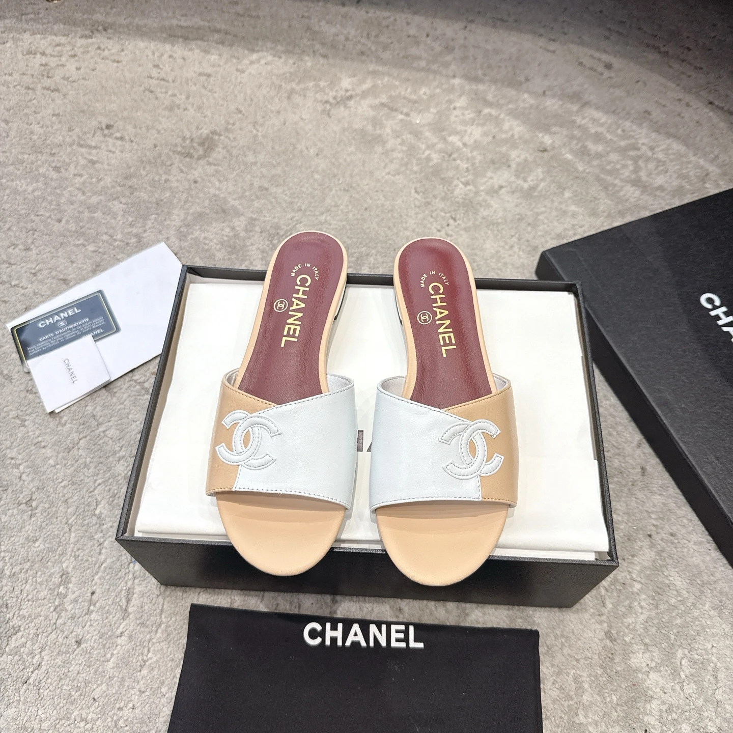 Chanel Slippers — a4f66527