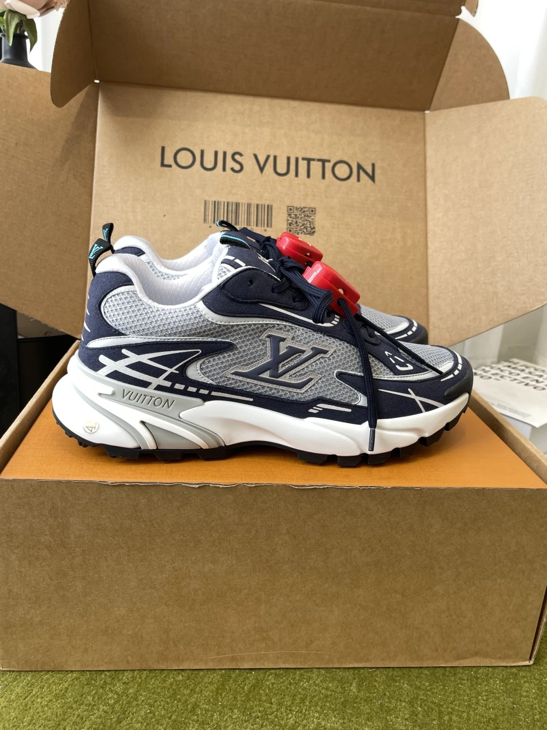 Louis Vuitton Sneakers — 5c4d1489