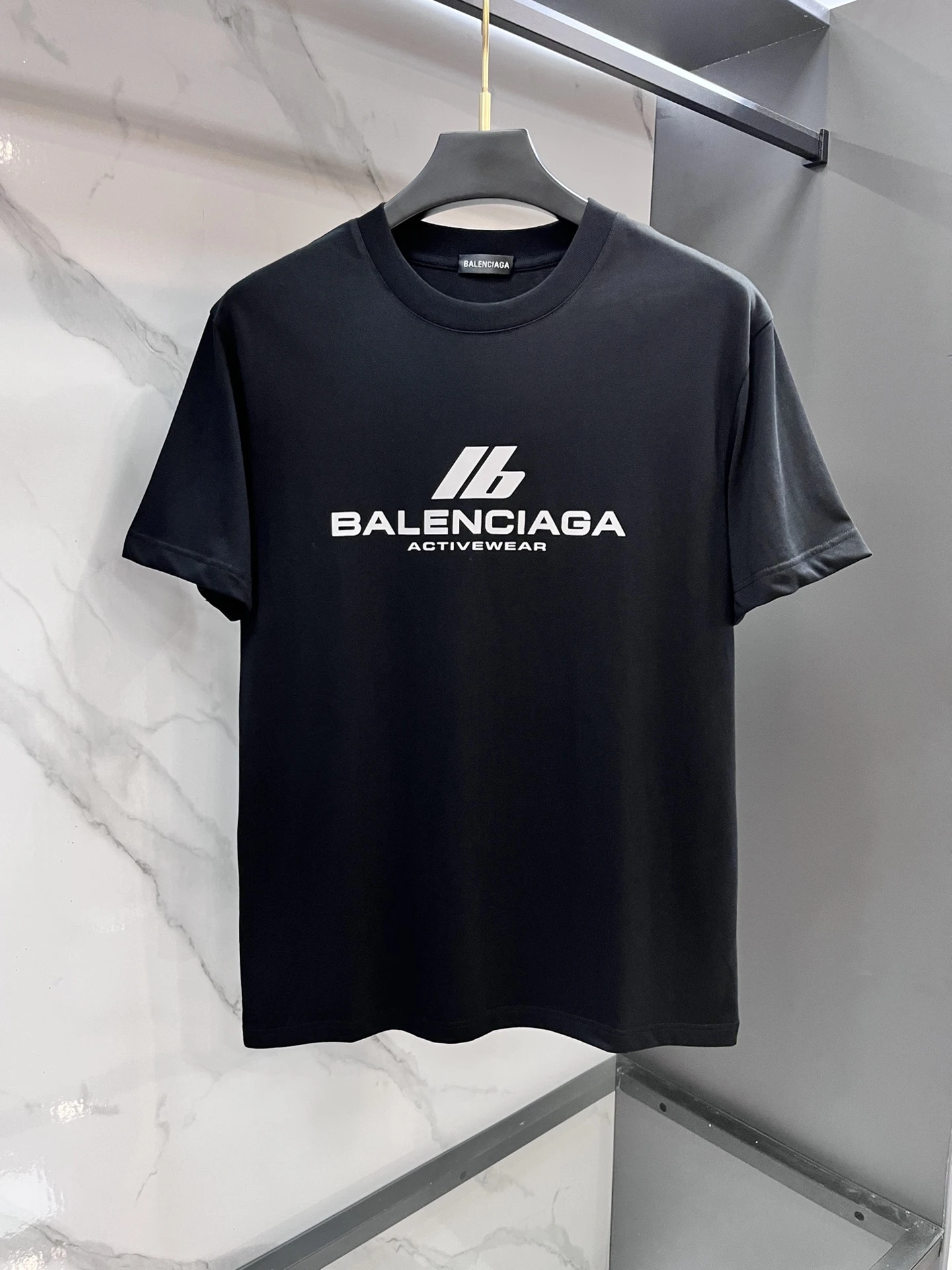 Balenciaga T-Shirt — 5722da62
