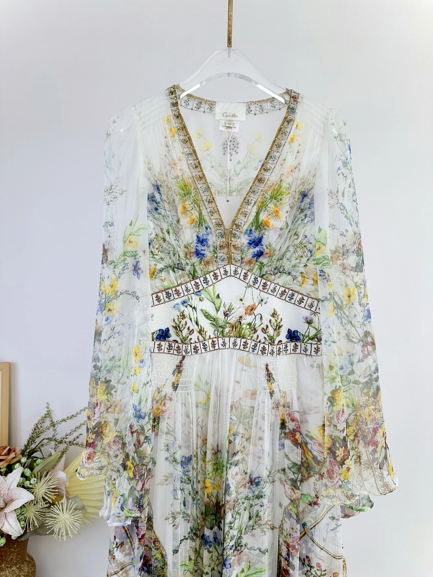 Dresses — 0b807fa9