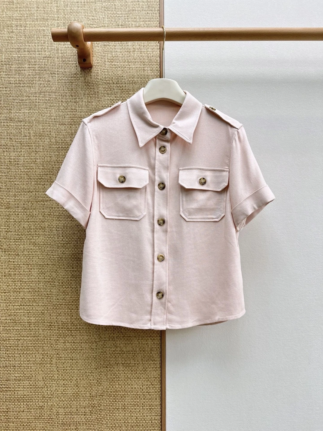 Shirts — 77ca51ea