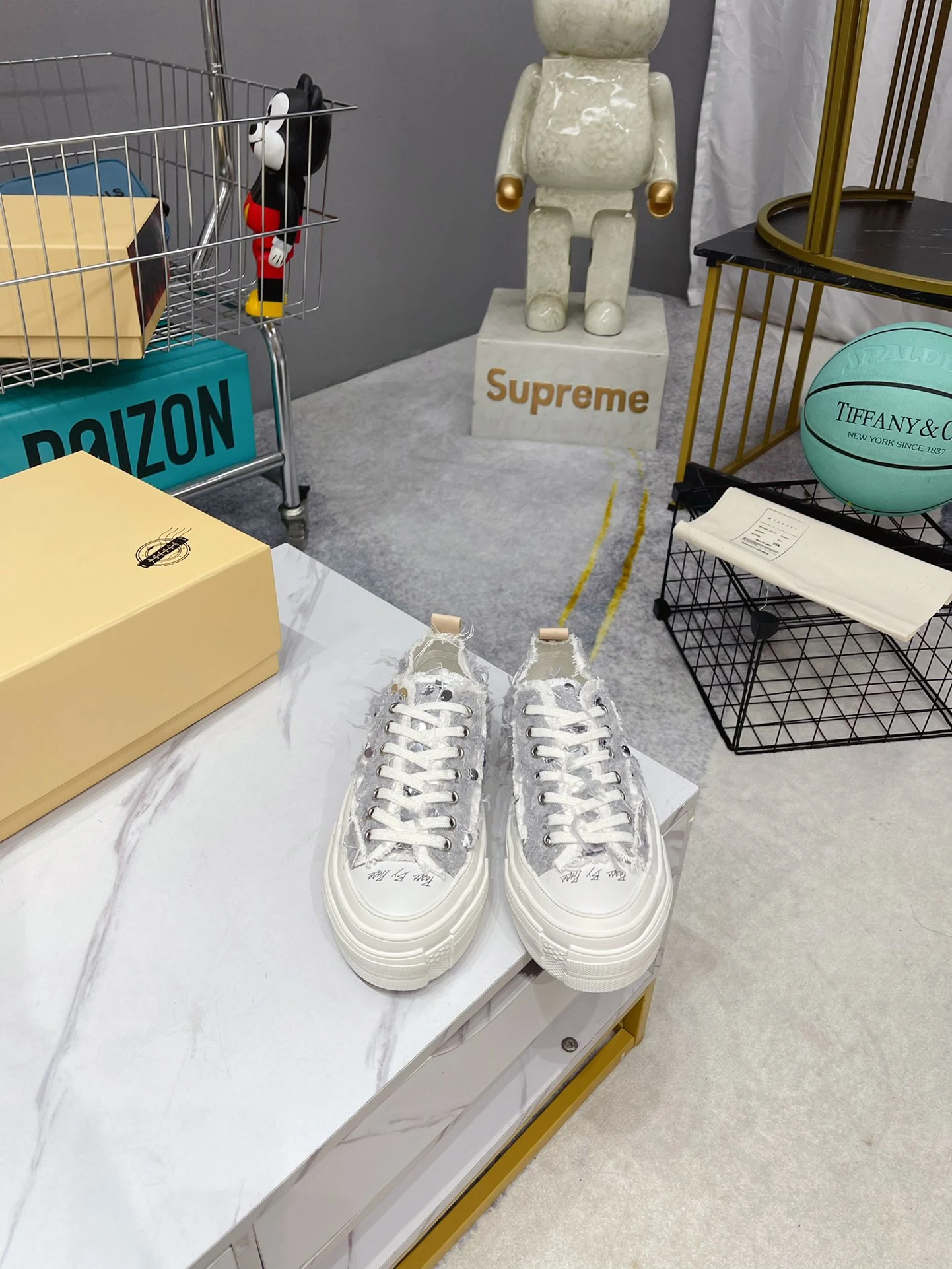 XVESSEL Sneakers — 592b1e35